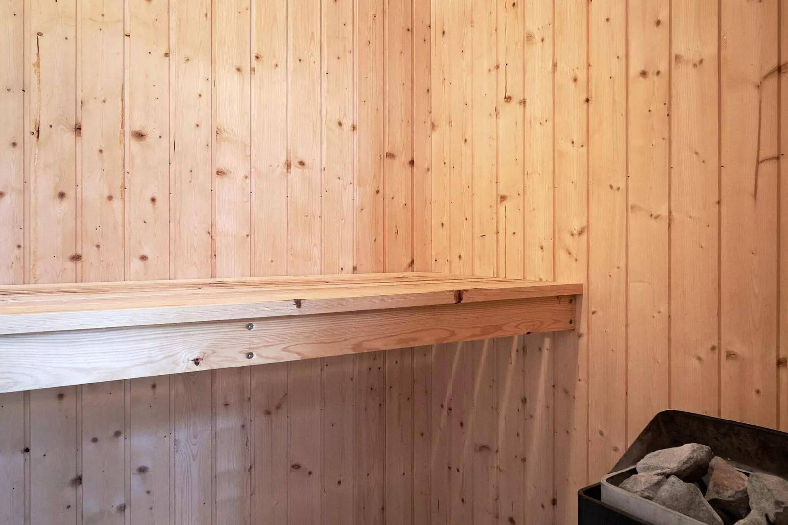 Modern Cedar Cottage near Beach - By Traum Ferienwohnungen-Sauna