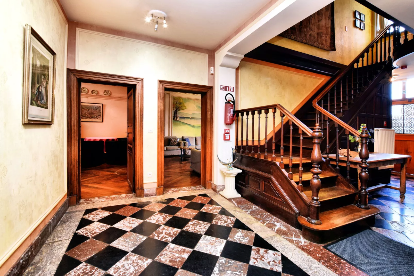 Chateau-ferme Delhaise-Reception hall