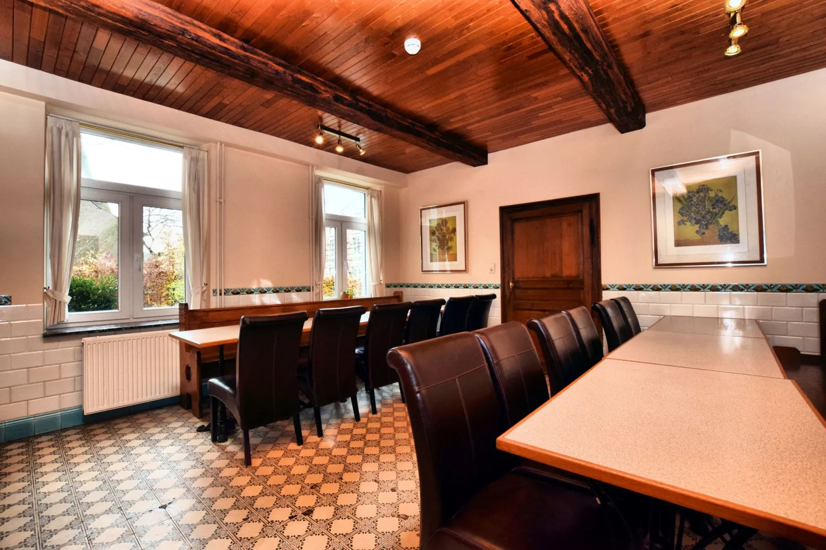 Chateau-ferme Delhaise-Dining room