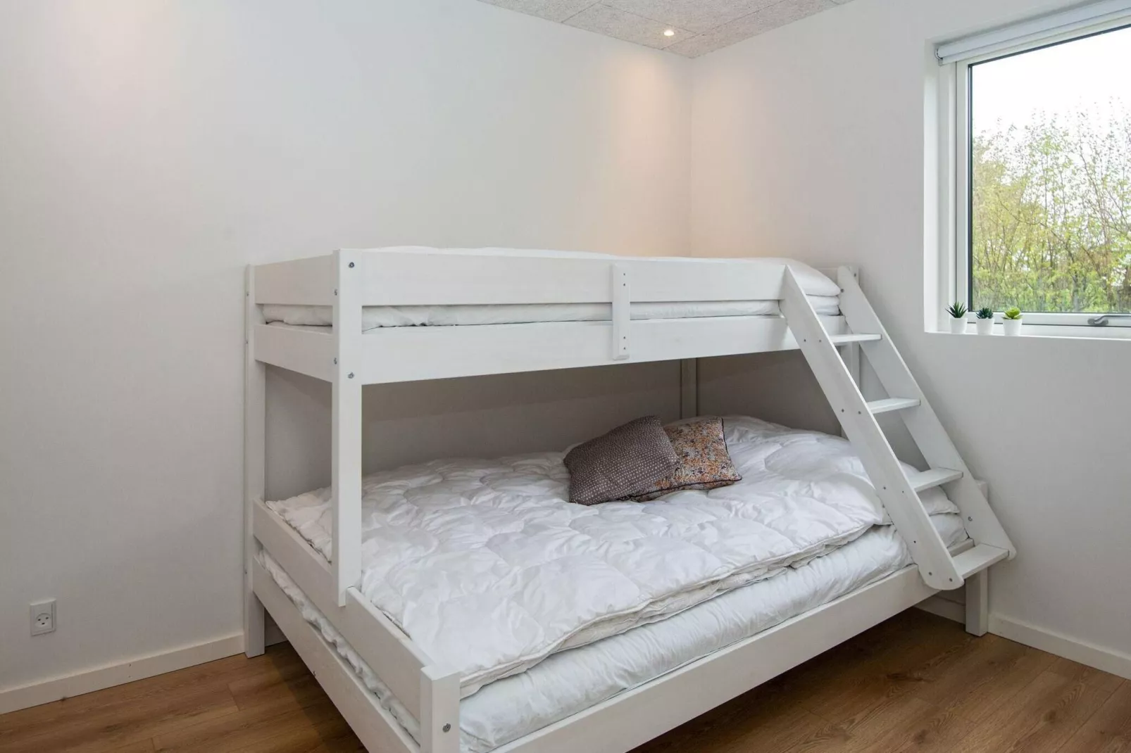 9 person holiday home in Glesborg-By Traum-Indoor
