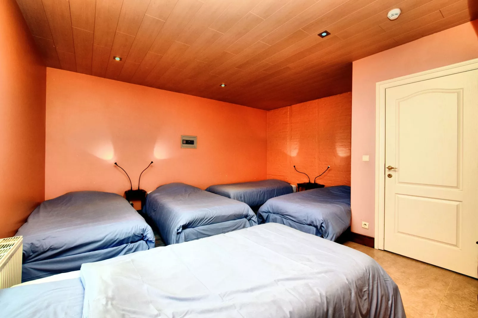 Chateau-ferme Delhaise-Bedroom
