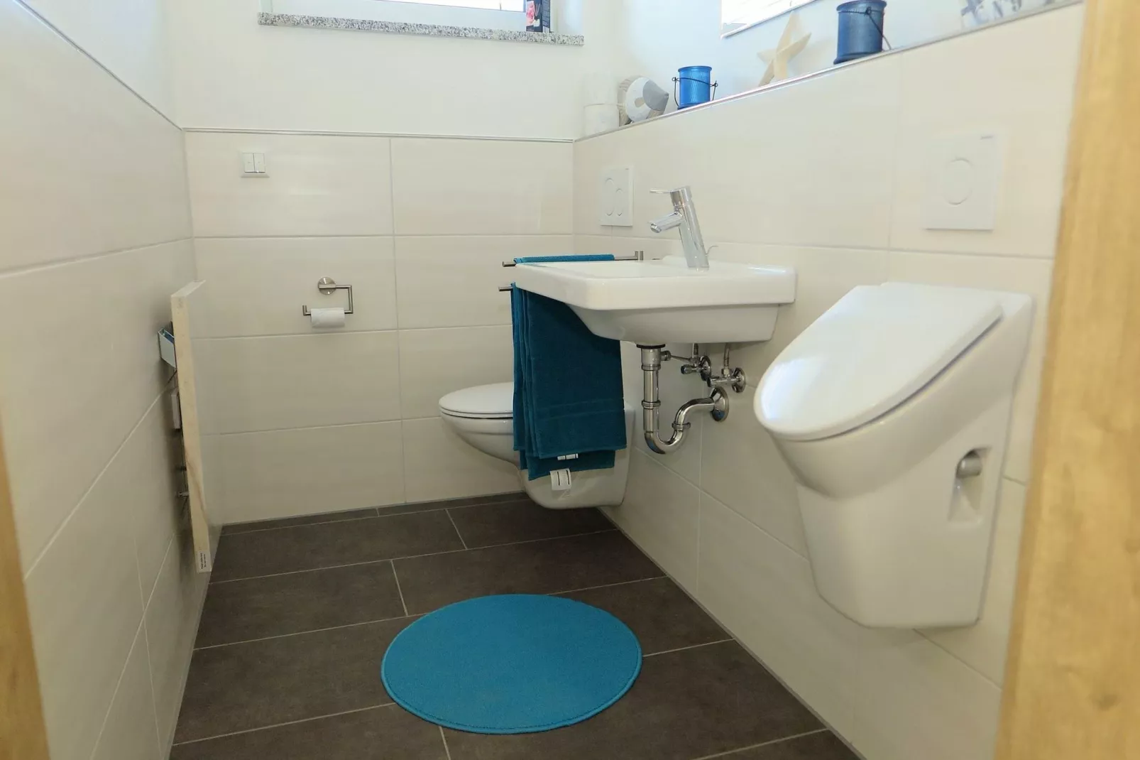 Has'n Res-Bathroom