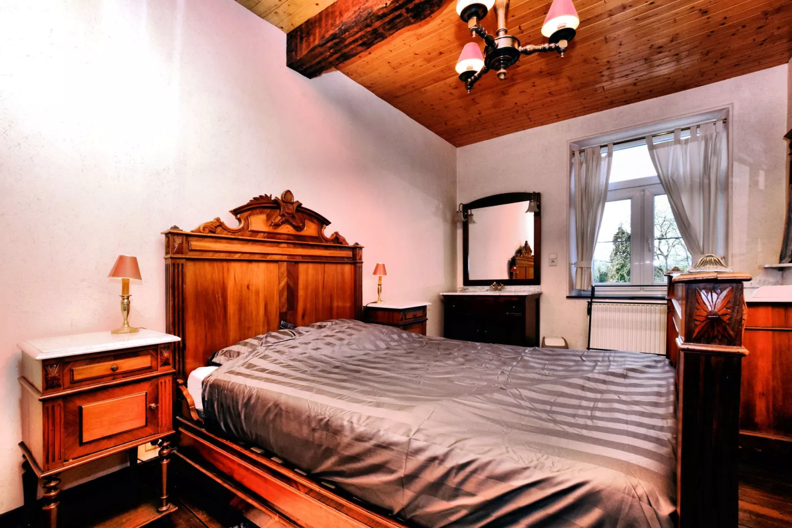 Chateau-ferme Delhaise-Bedroom