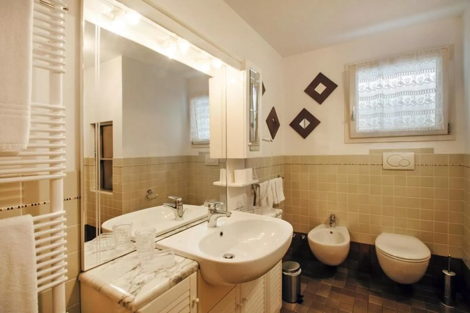 Holiday home Residence Nautic Resort San Carlo Gargnano-Villa Ortensia-Bathroom