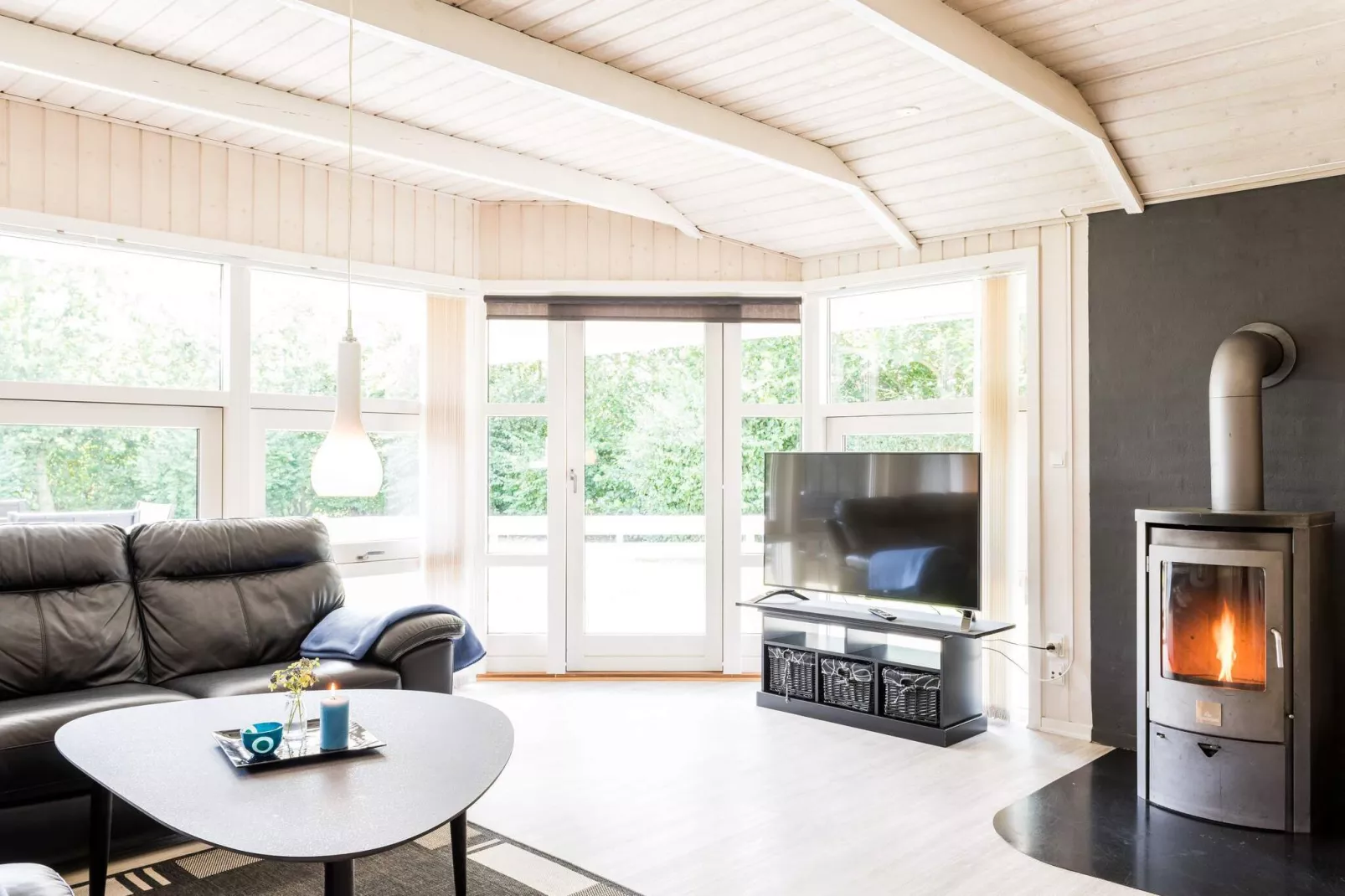 Secluded Cozy Cottage-By Traum-Indoor