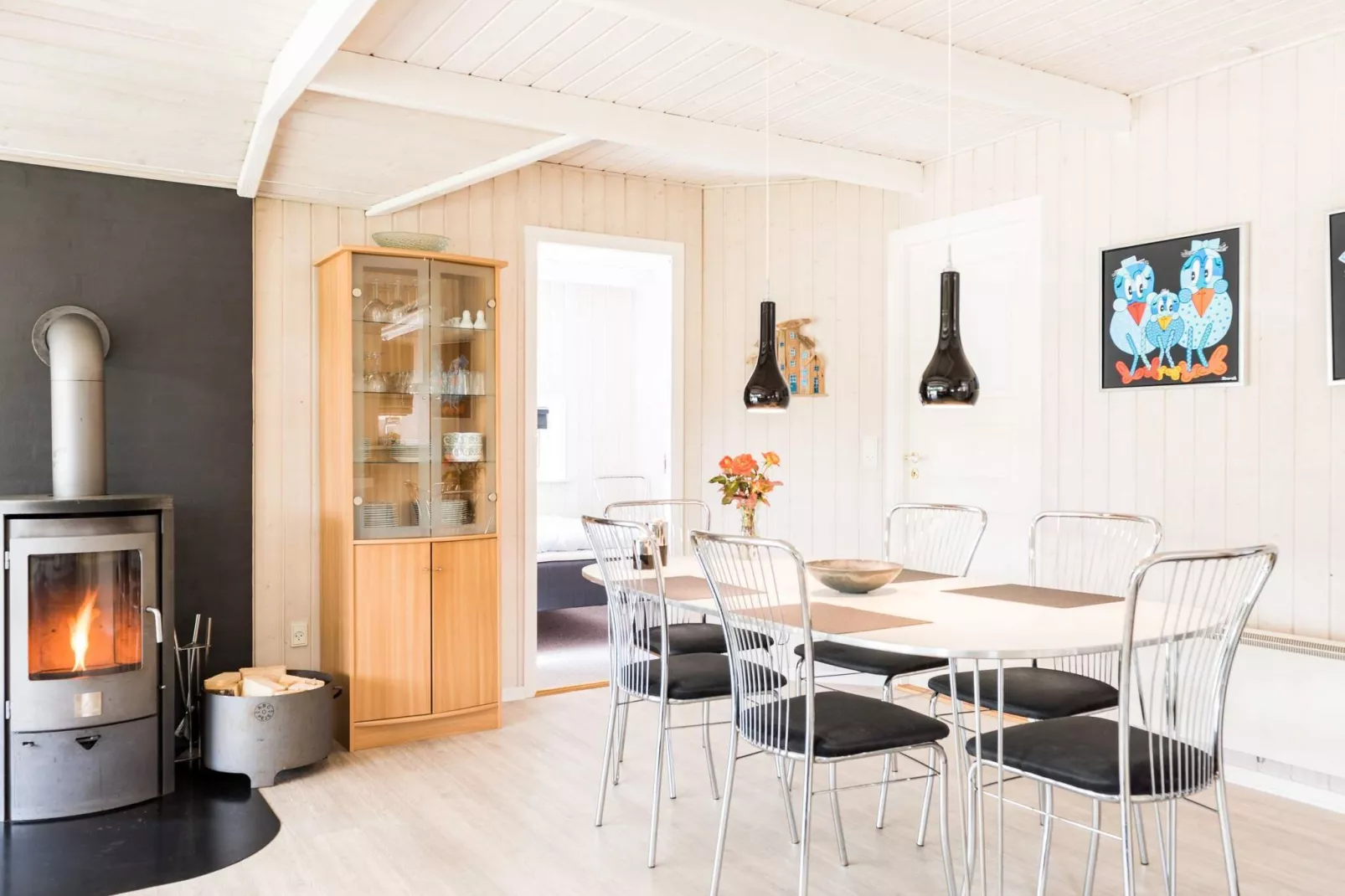 Secluded Cozy Cottage-By Traum-Indoor