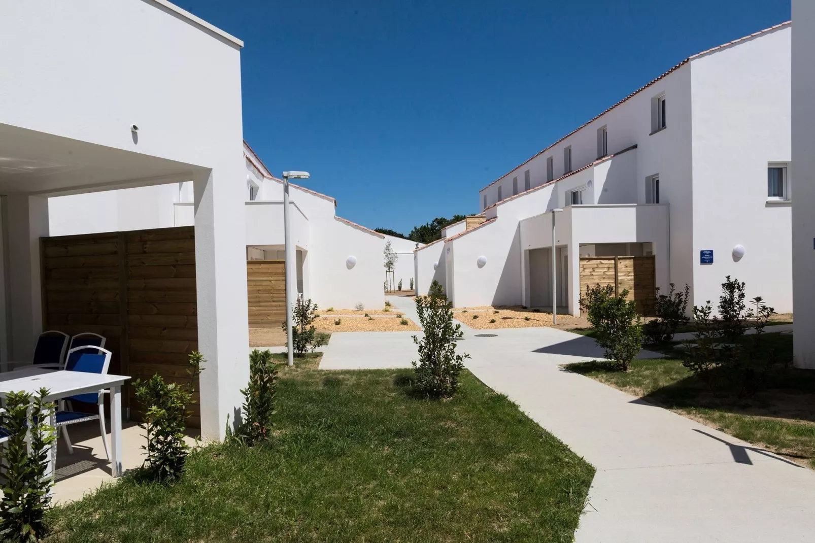 Résidence Prestige le Domaine des Pins 2-Exterior summer