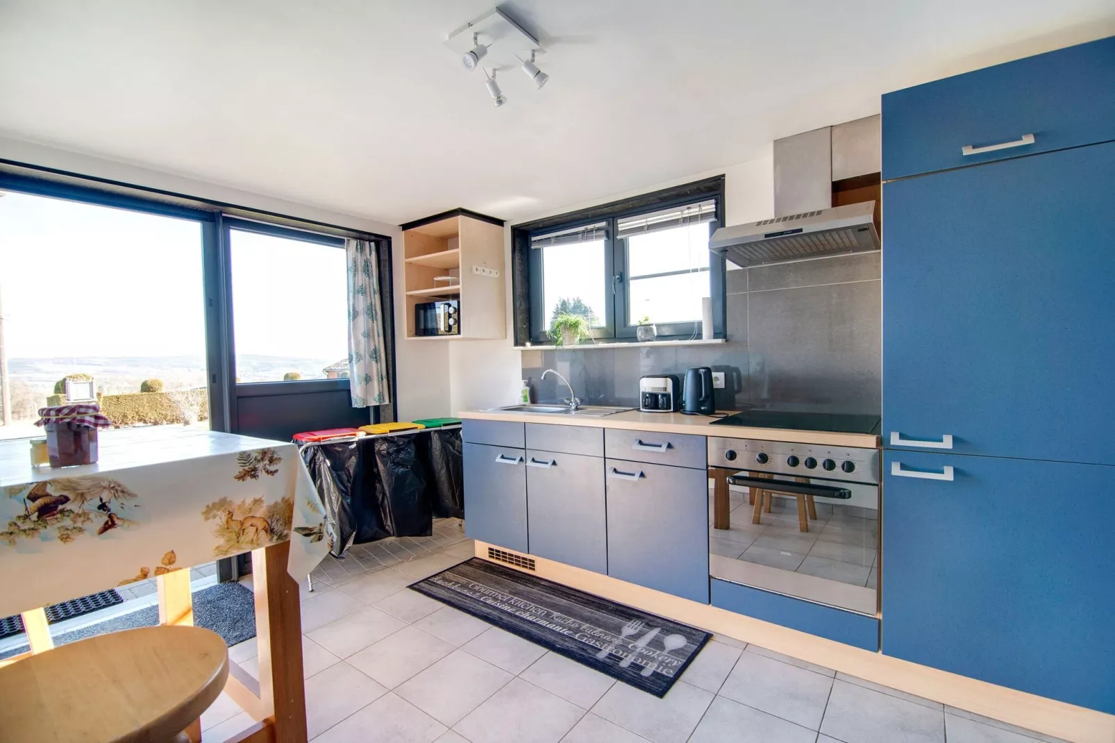 Très belle habitation à Lierneux pour 5 adultes-Cuisine