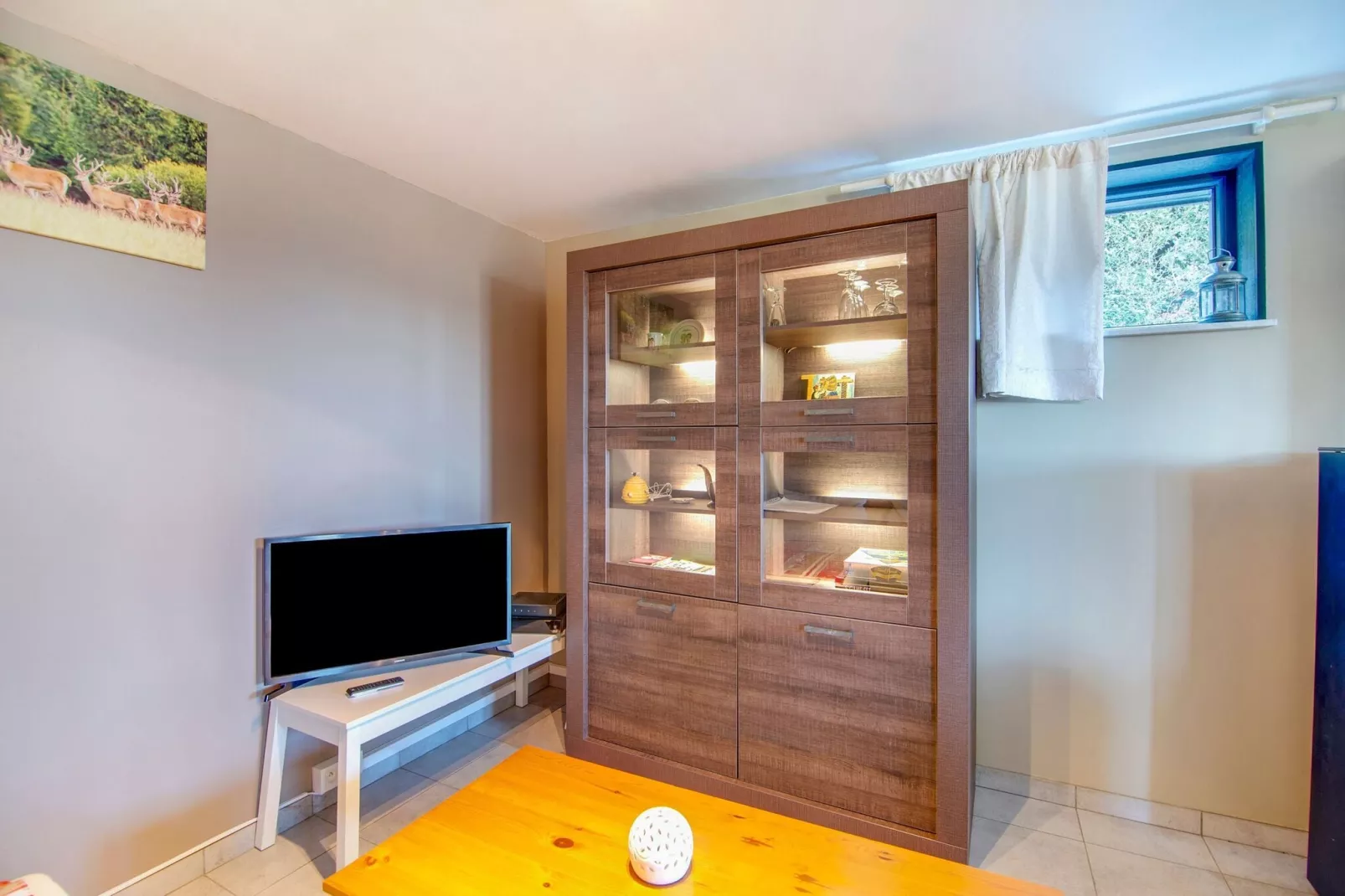Très belle habitation à Lierneux pour 5 adultes-Salon