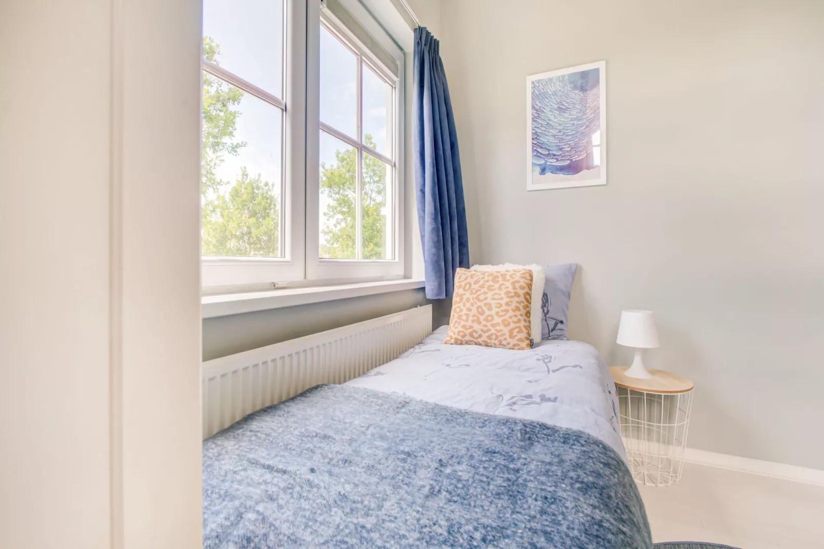Luxe vakantievilla Harderwijk 221 met bubbelbad en eigen aanlegsteiger-Bedroom
