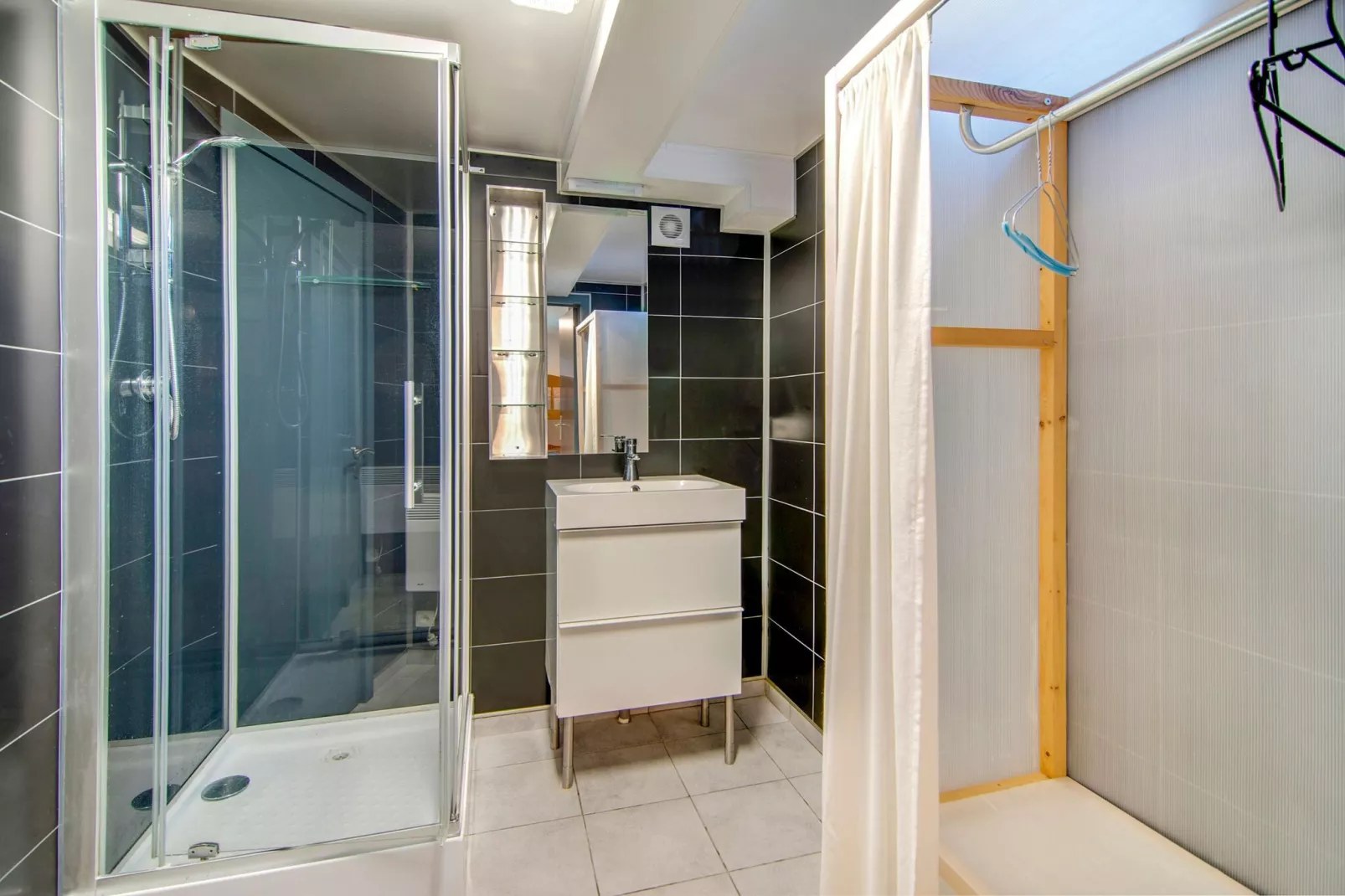 Très belle habitation à Lierneux pour 5 adultes-Salle de bain