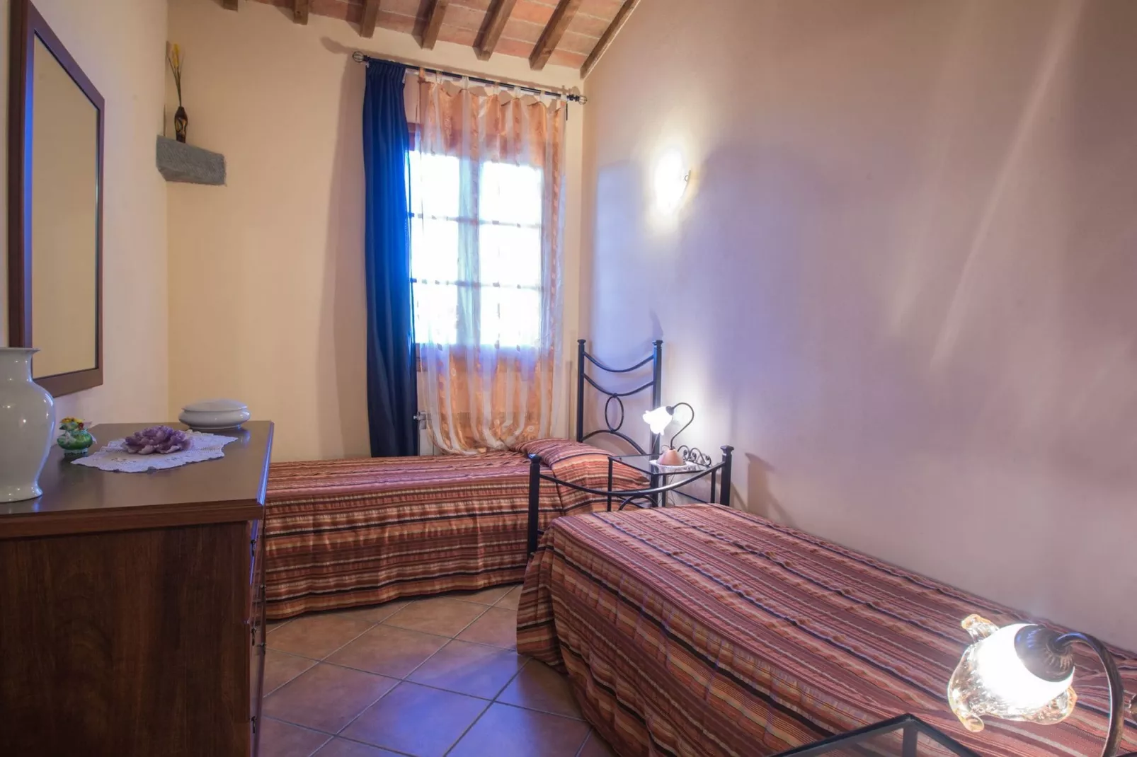 Pergola-Bedroom