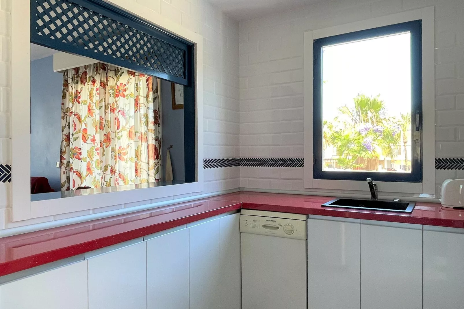 Minarete 7B-Kitchen