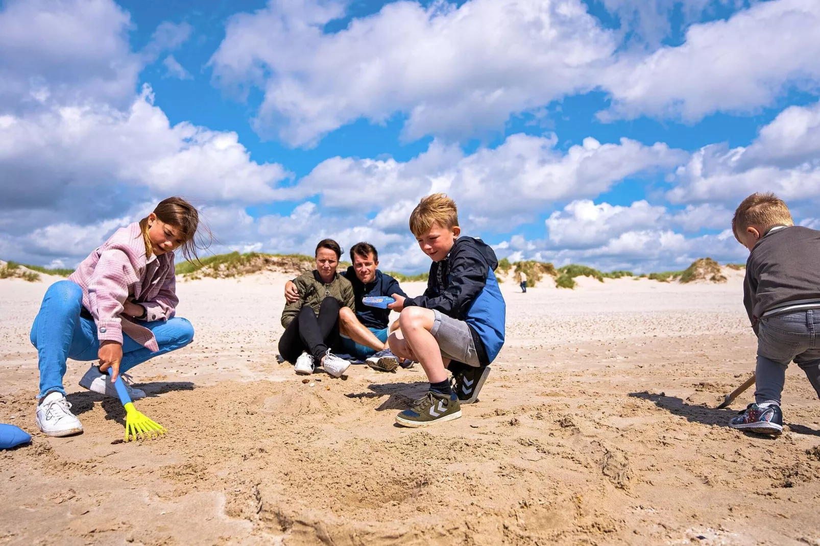 Maison de vacances pour 10 dans un parc de vacances a Blåvand-Extérieur