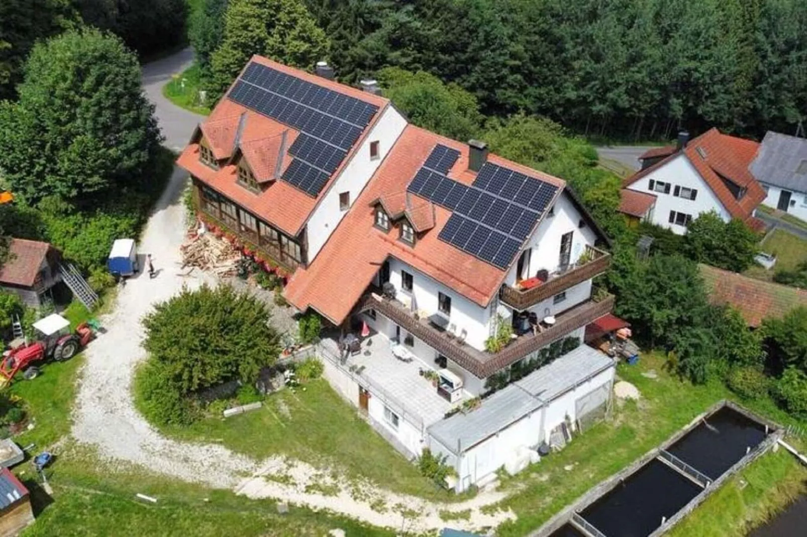 Weiherblasch-Exterior summer
