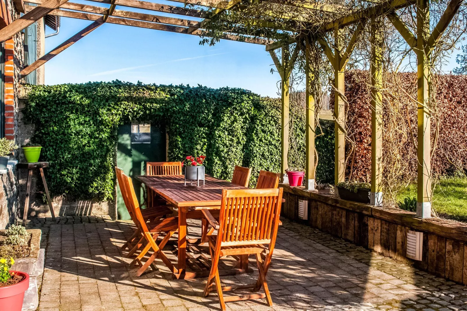 Chez Cyrille-Terrace balcony
