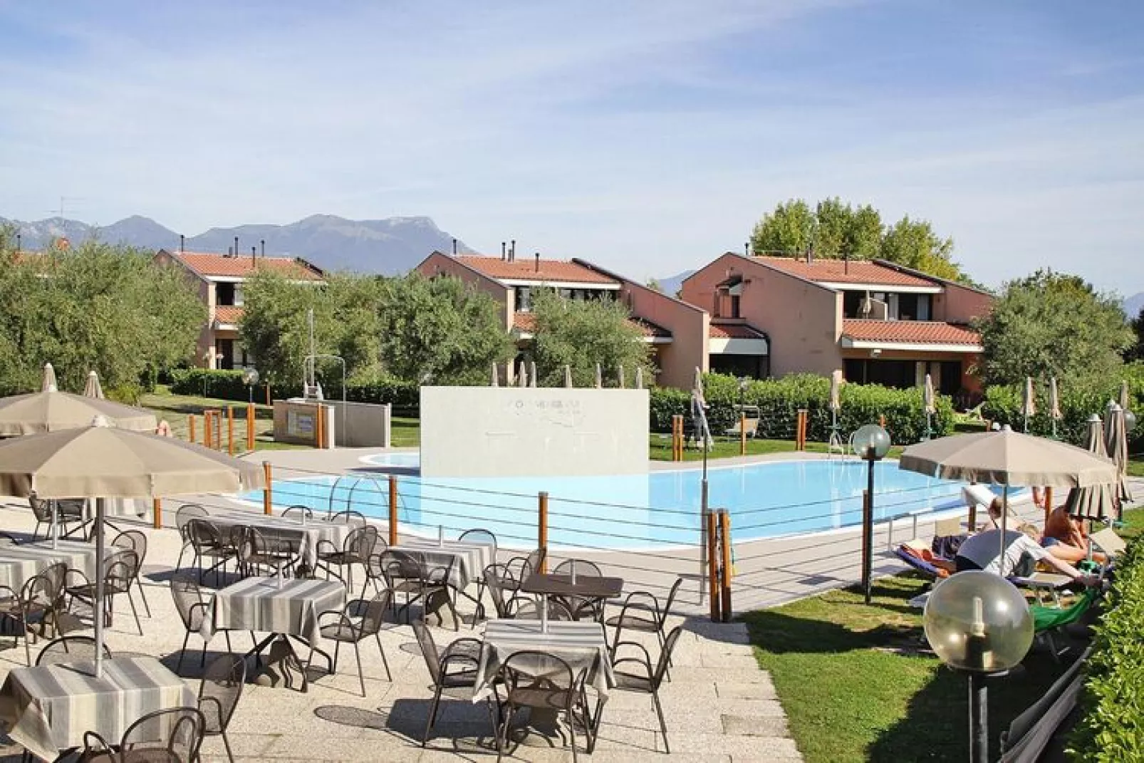 Residence Barbara, Moniga del Garda-3-Raum-App., C3, ca. 88 qm-Schwimmbad