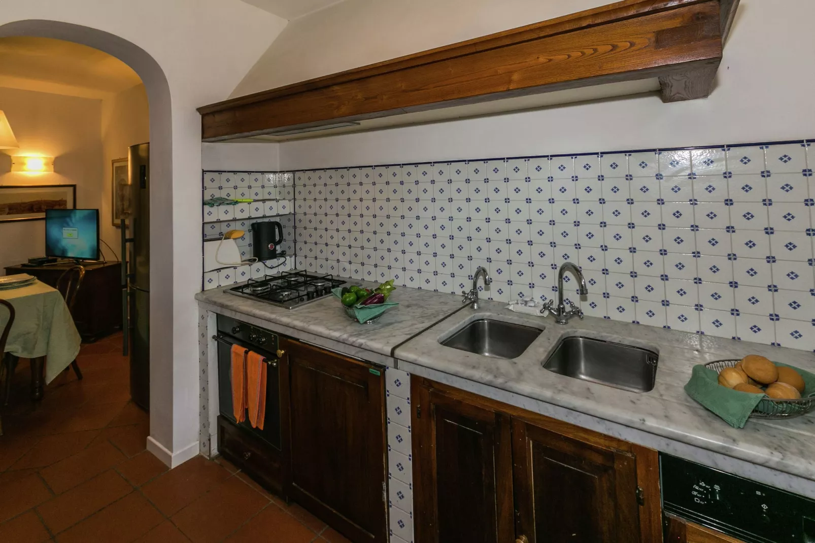 Frantoio-Kitchen