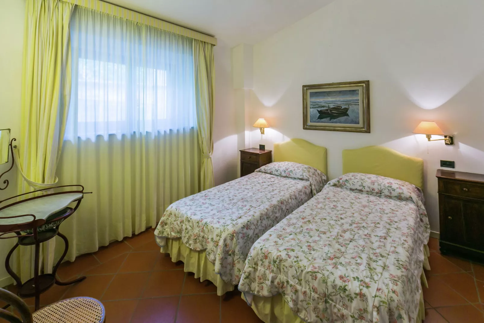 Frantoio-Bedroom