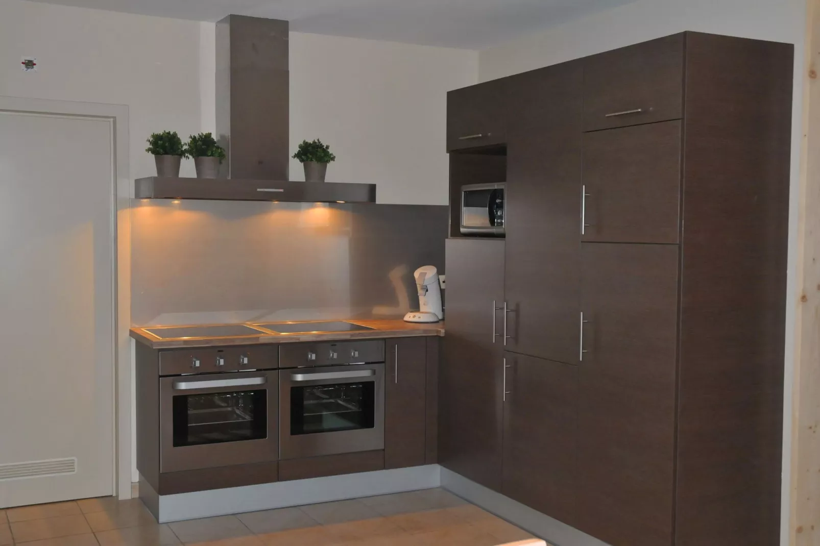 REFUGE DU TRAPPEUR-Kitchen