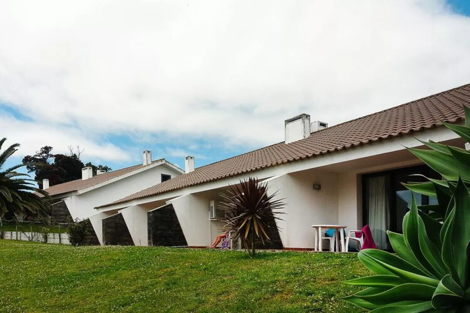 Holiday village Nossa Senhora da Estrela - Lagoa / Vila T2-Außenbereich Sommer