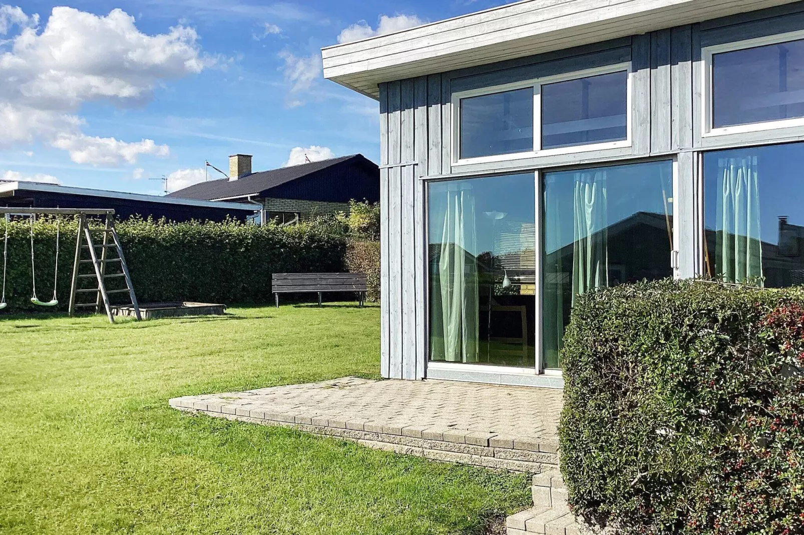 4 person holiday home in Rønde-By Traum-Outdoor