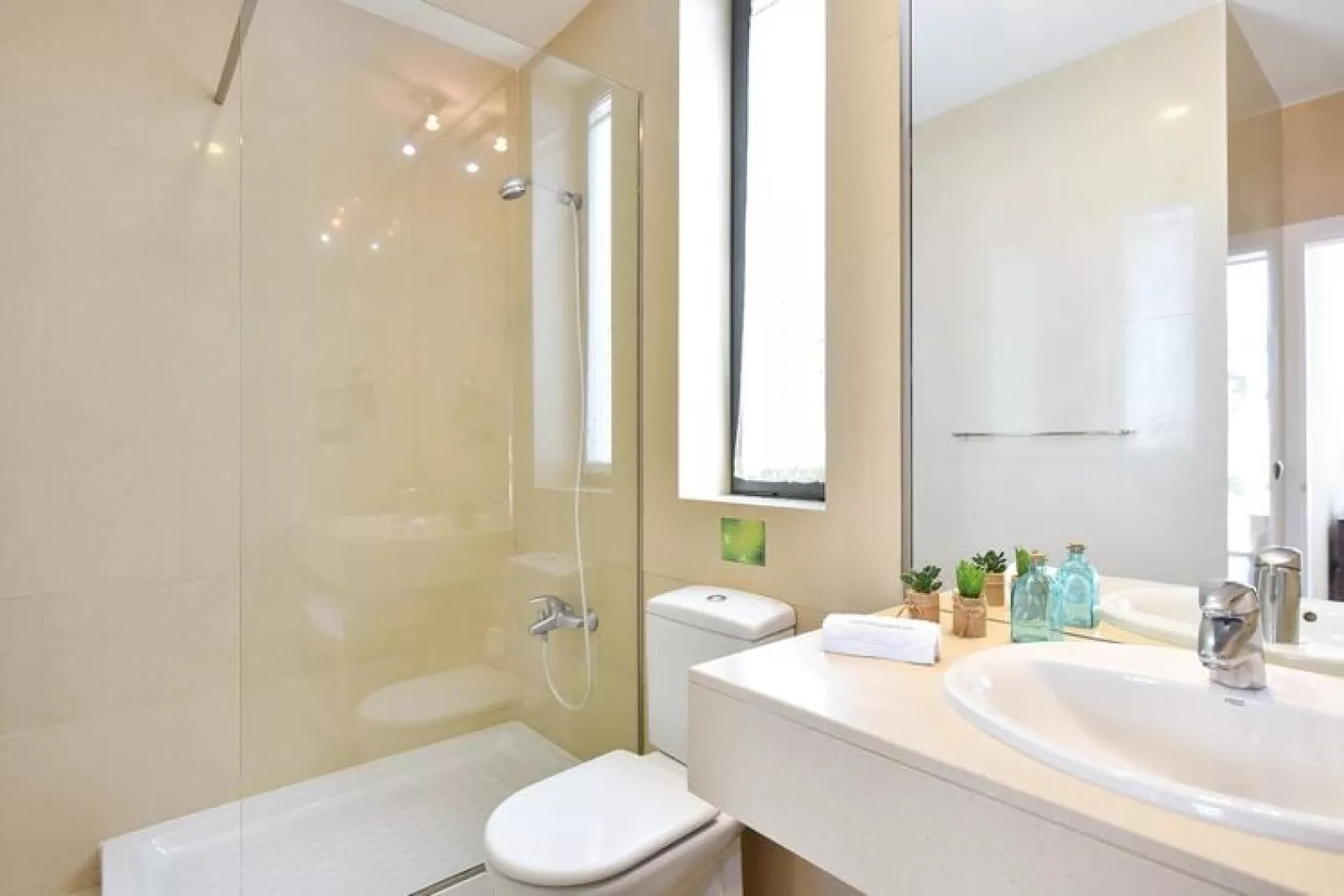 Los Lagos 40 / 1-4 personas-Bathroom