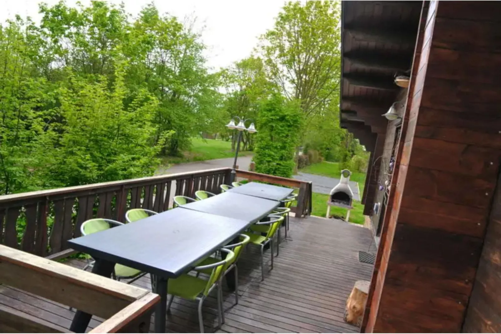 Au Nid d'Houyet-Terrassenbalkon