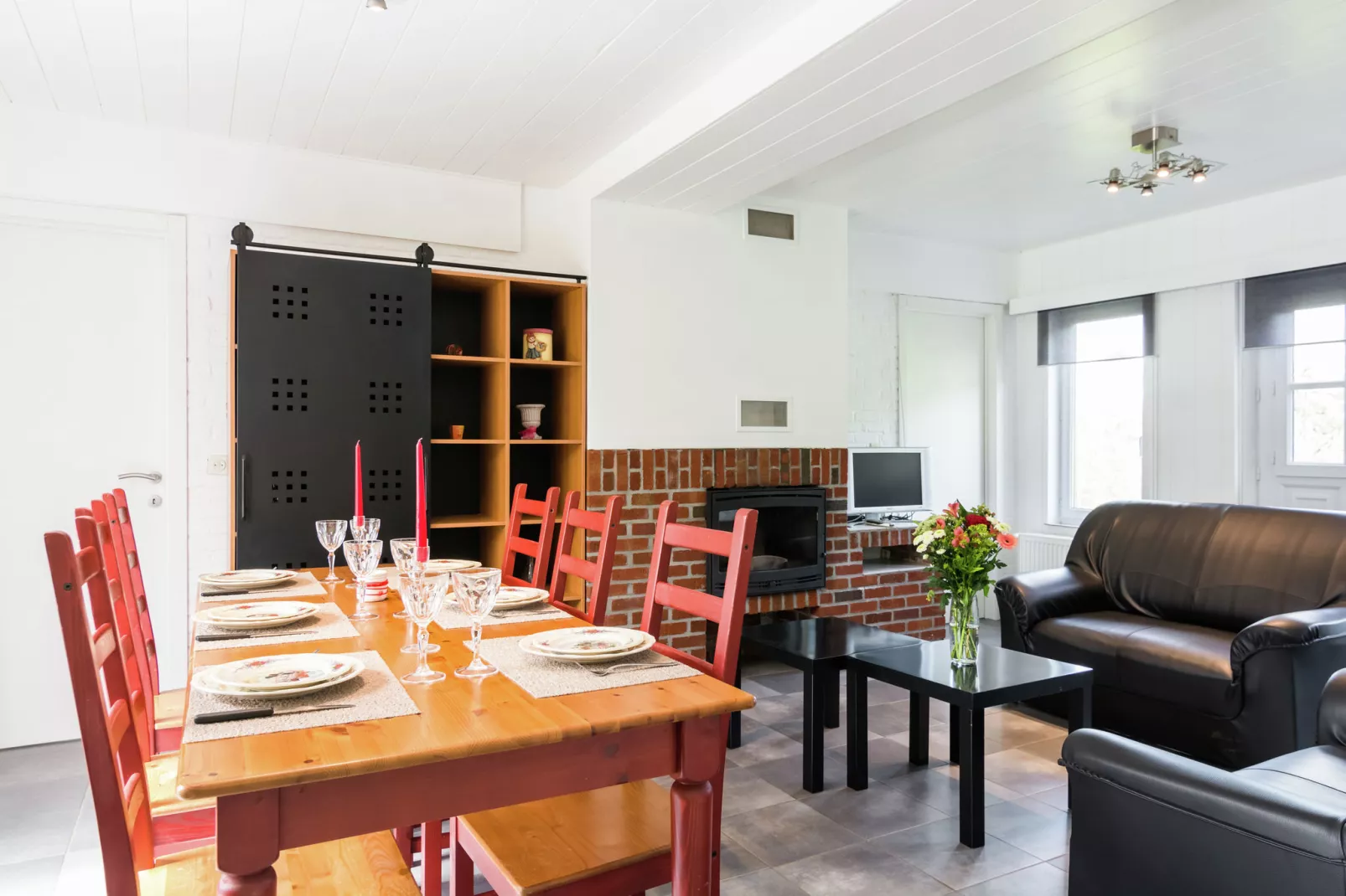Chalet de la Vallée-Dining room