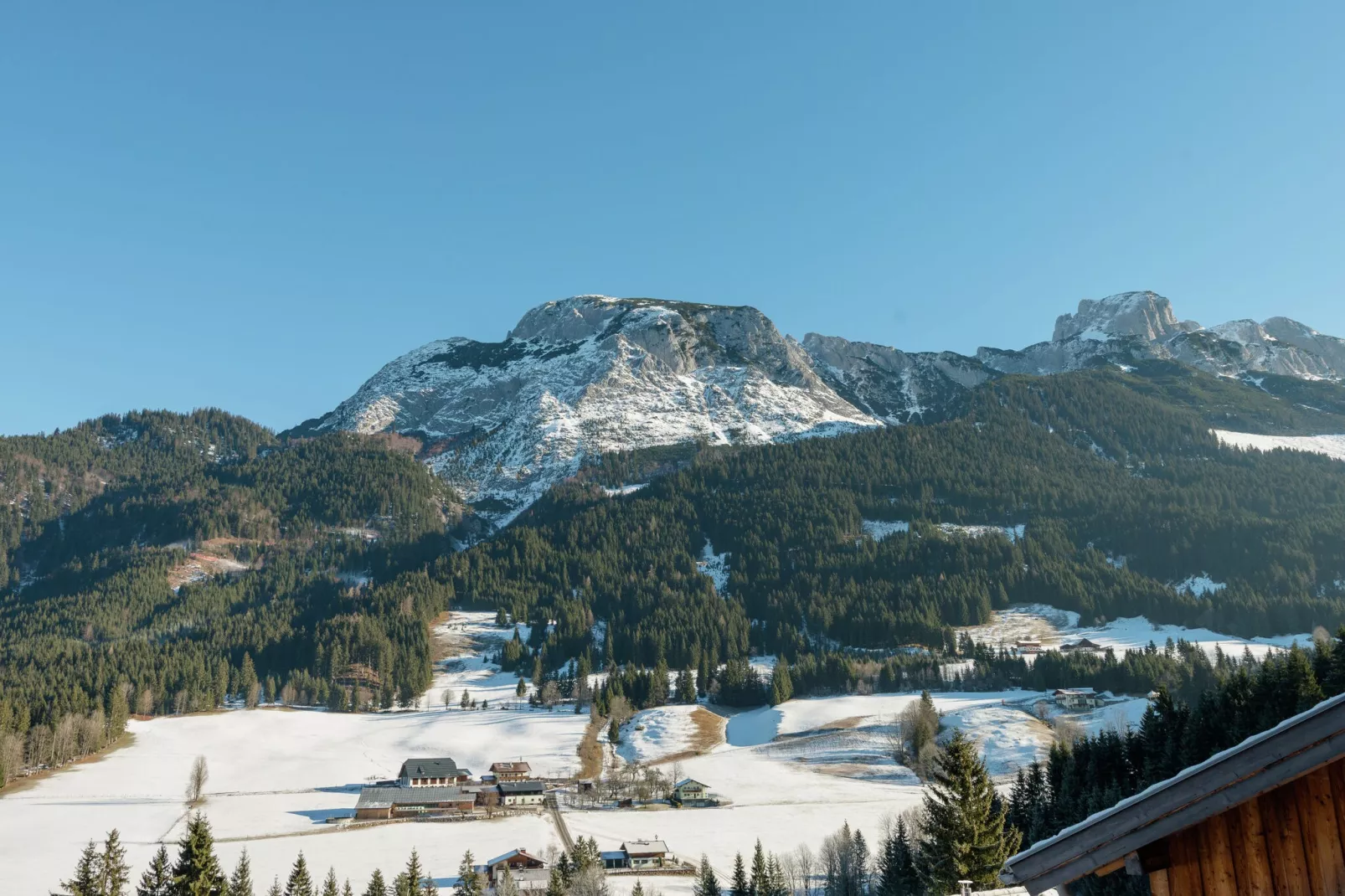 Alpendorf Dachstein West 1-View summer