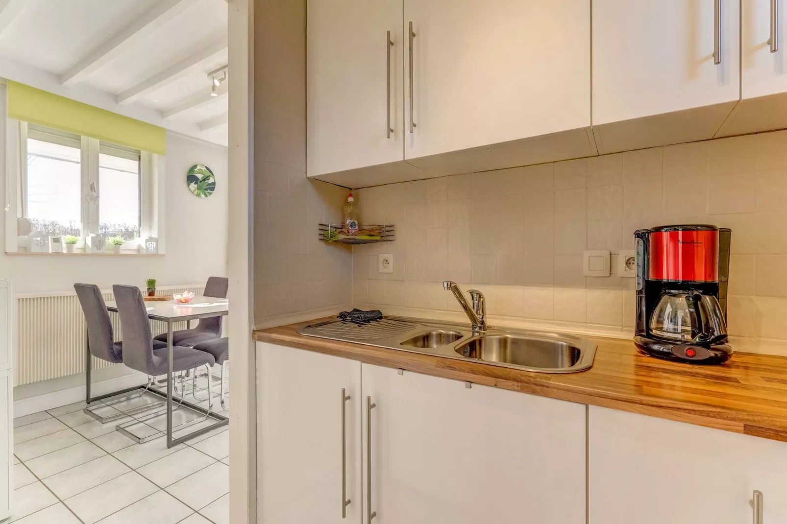 The Little White House-Kitchen