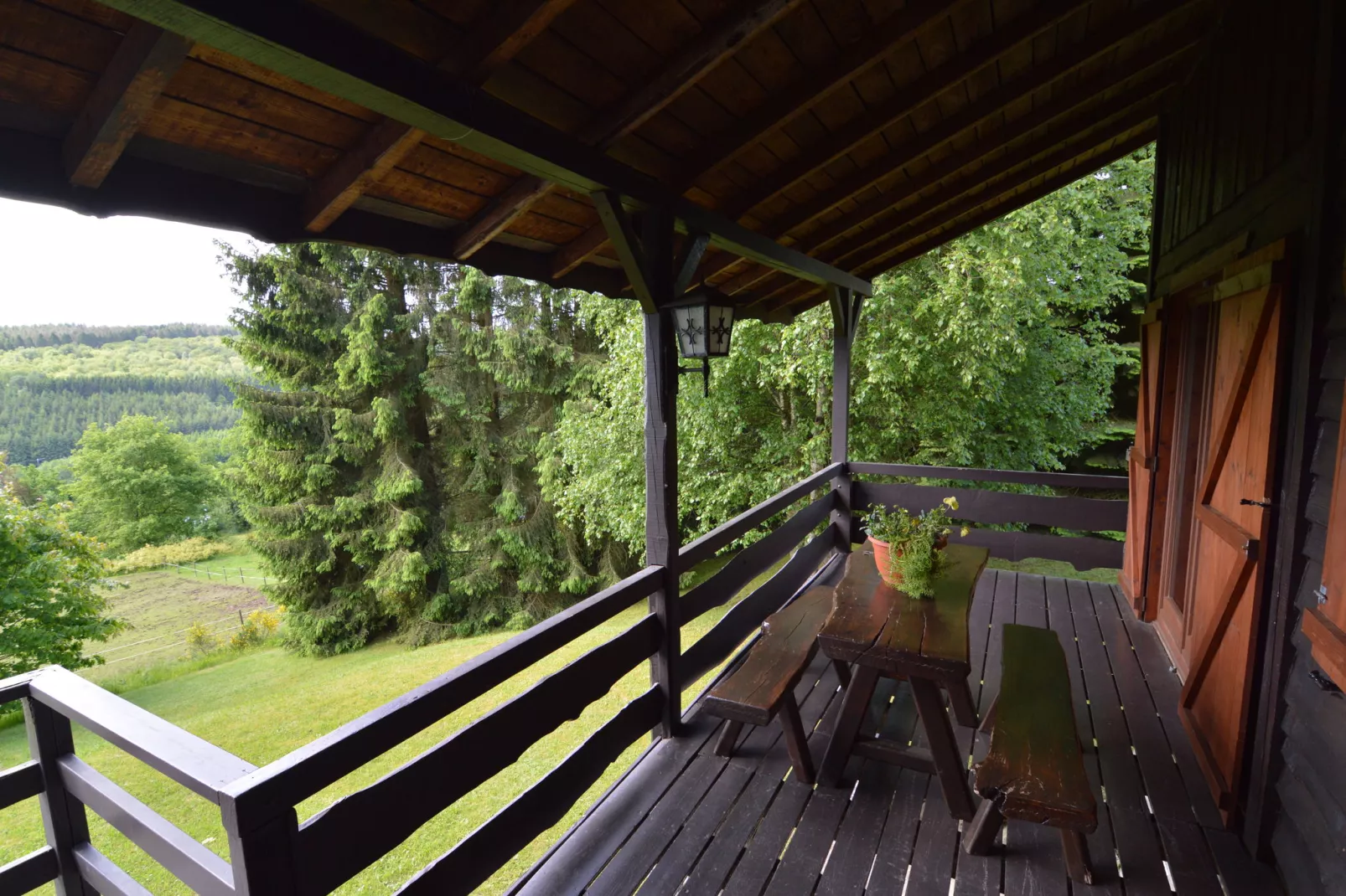 Chantemerle-Exterior summer