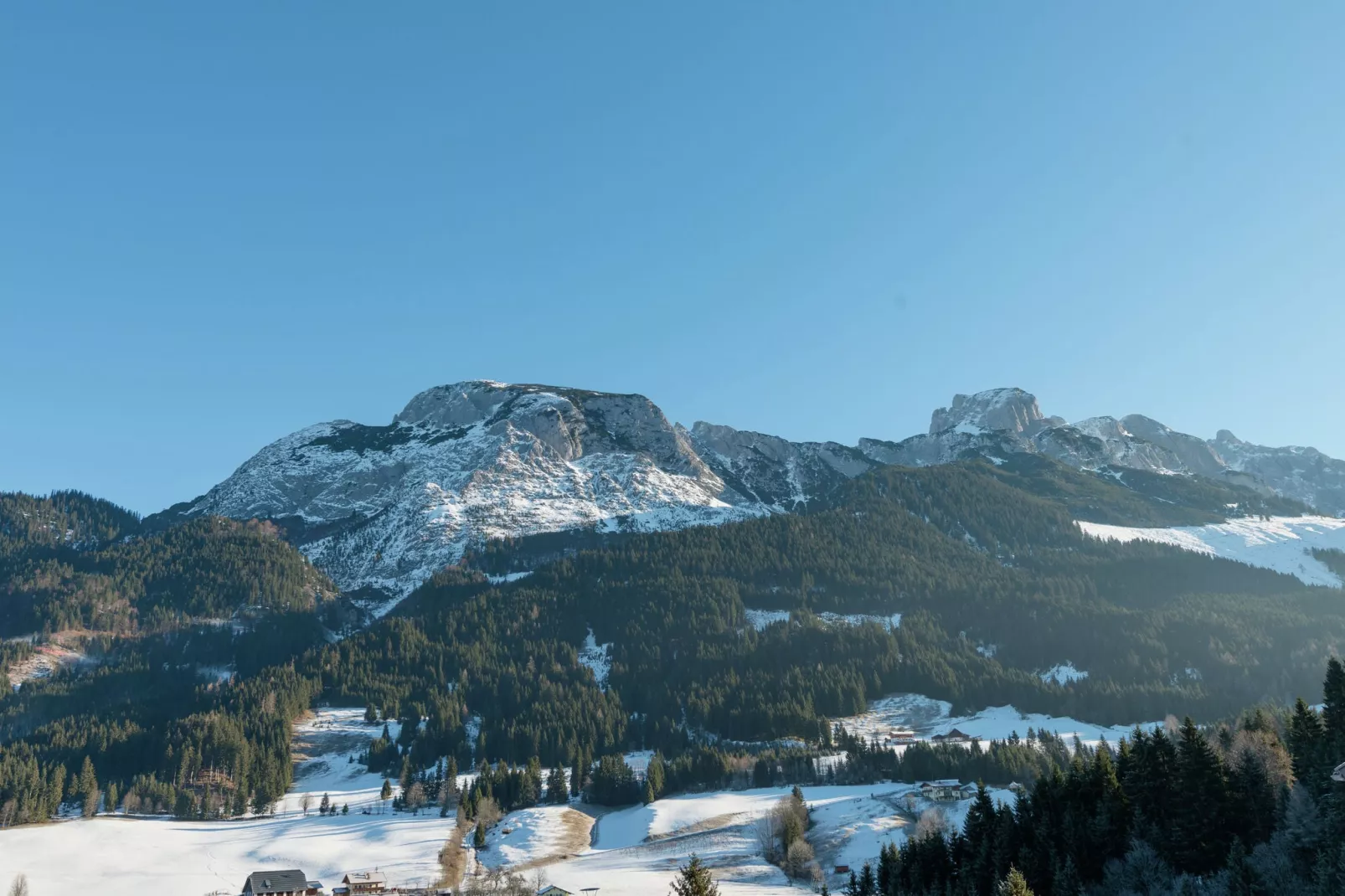 Alpendorf Dachstein West 1-Area winter 1km