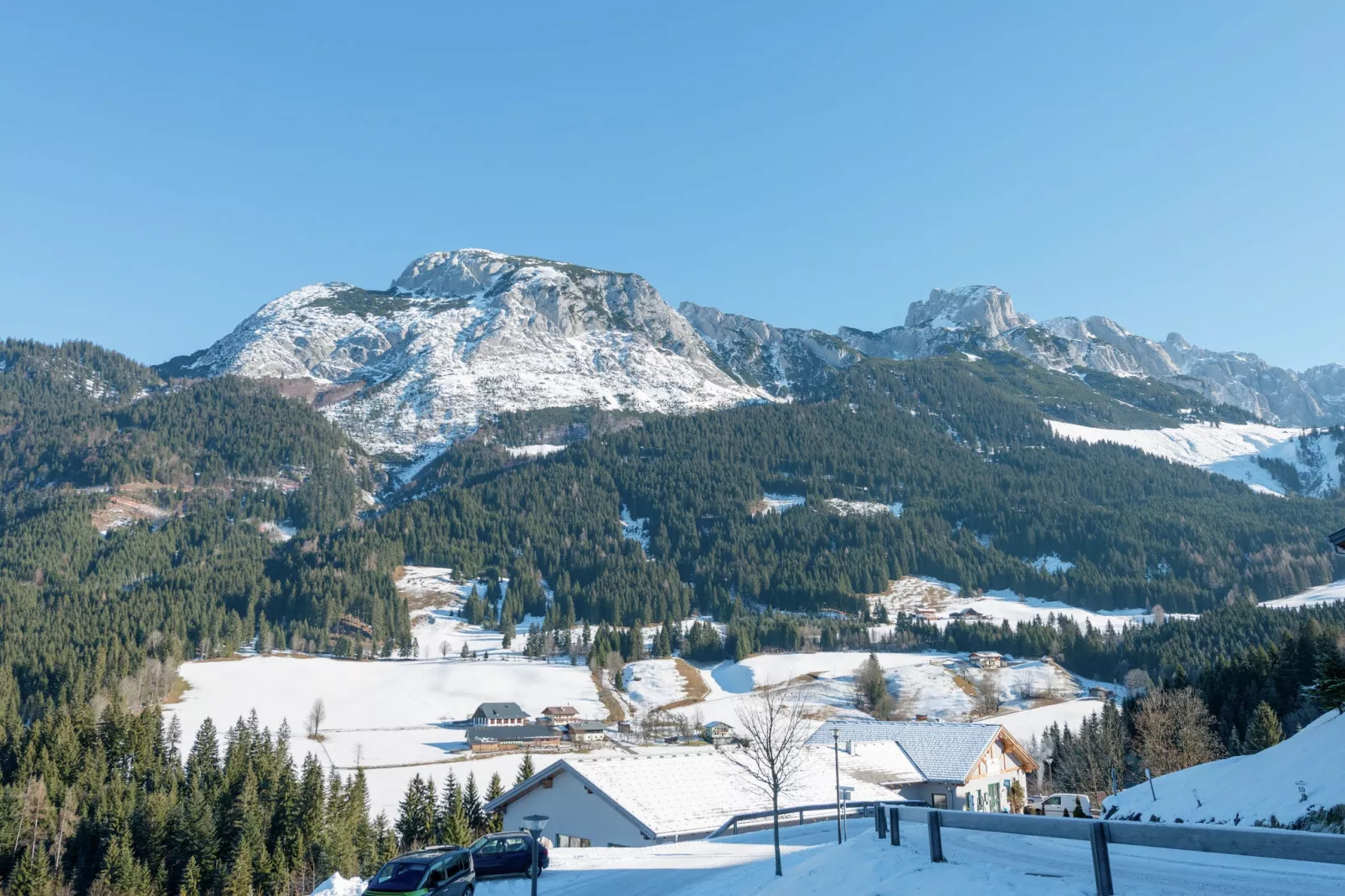 Alpendorf Dachstein West 2-View summer