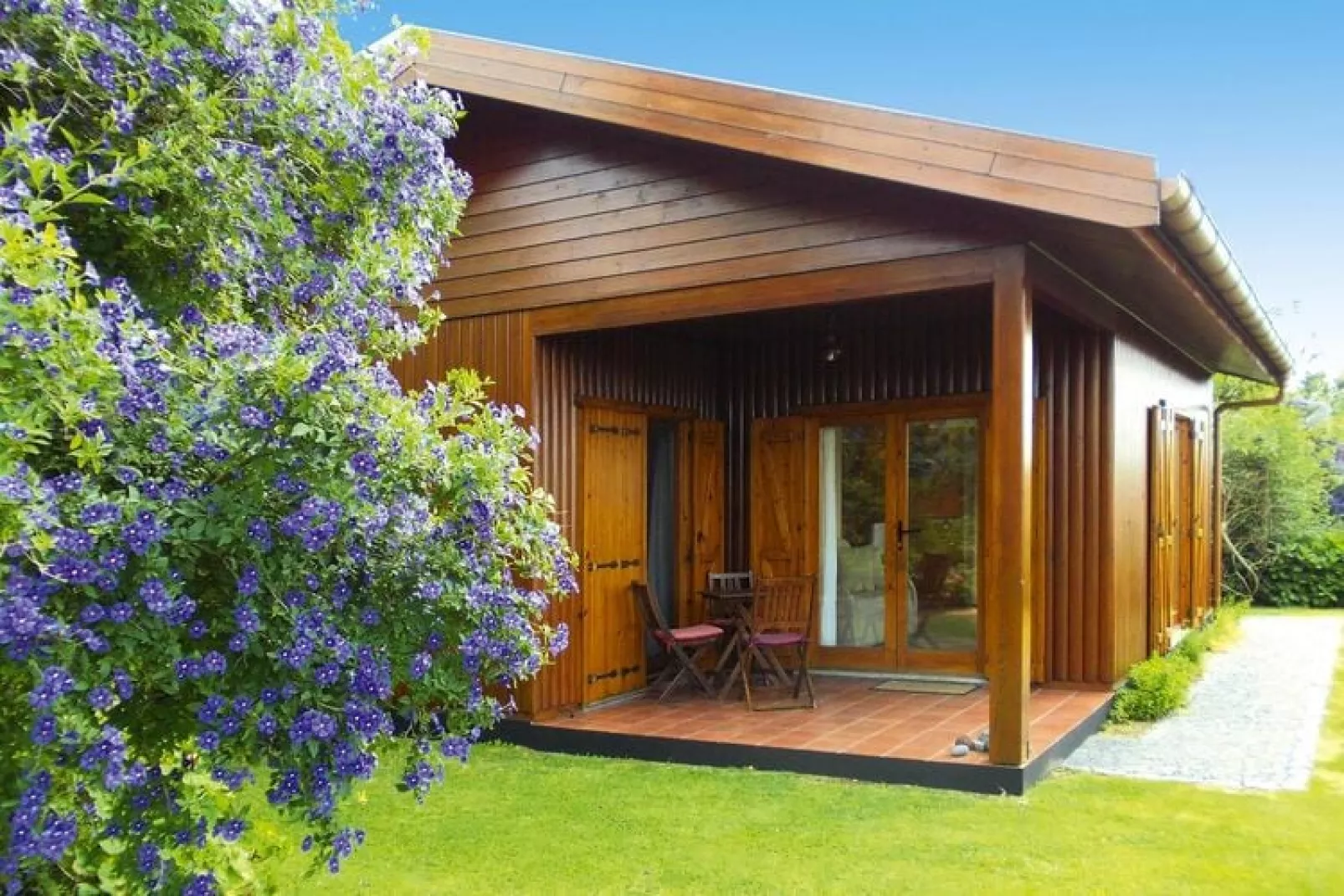 Holiday homes Quinta dos Curubás Vila Franca do Campo // Bungalow T1-Exterior summer