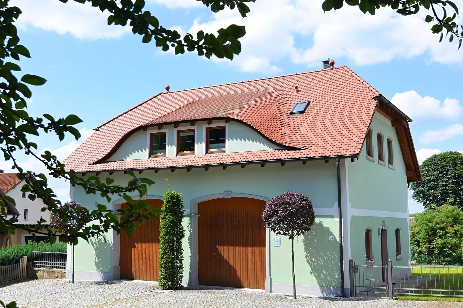 Eslarn-Exterior summer