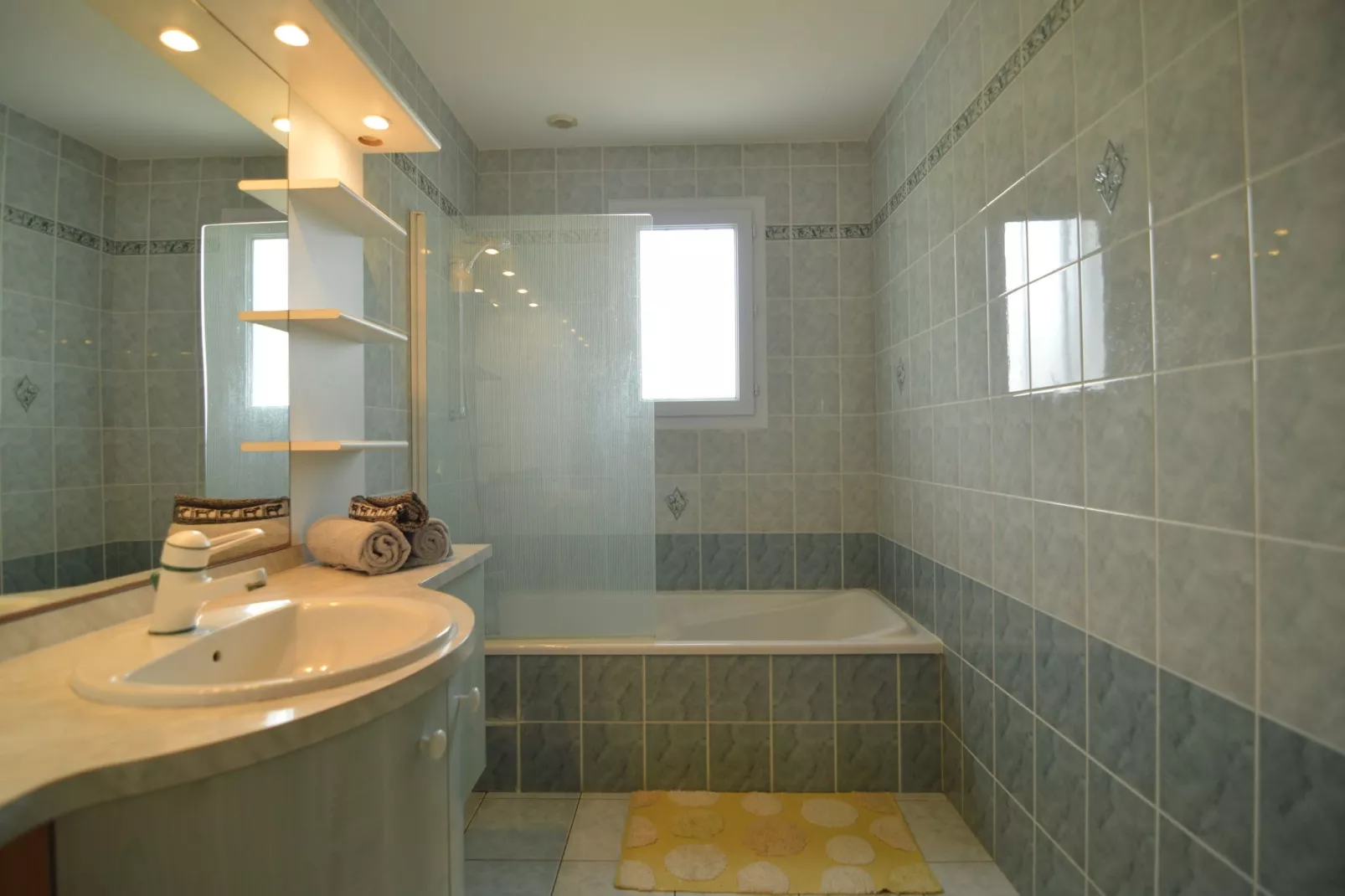 TALMONT-ST HILAIRE-Badezimmer