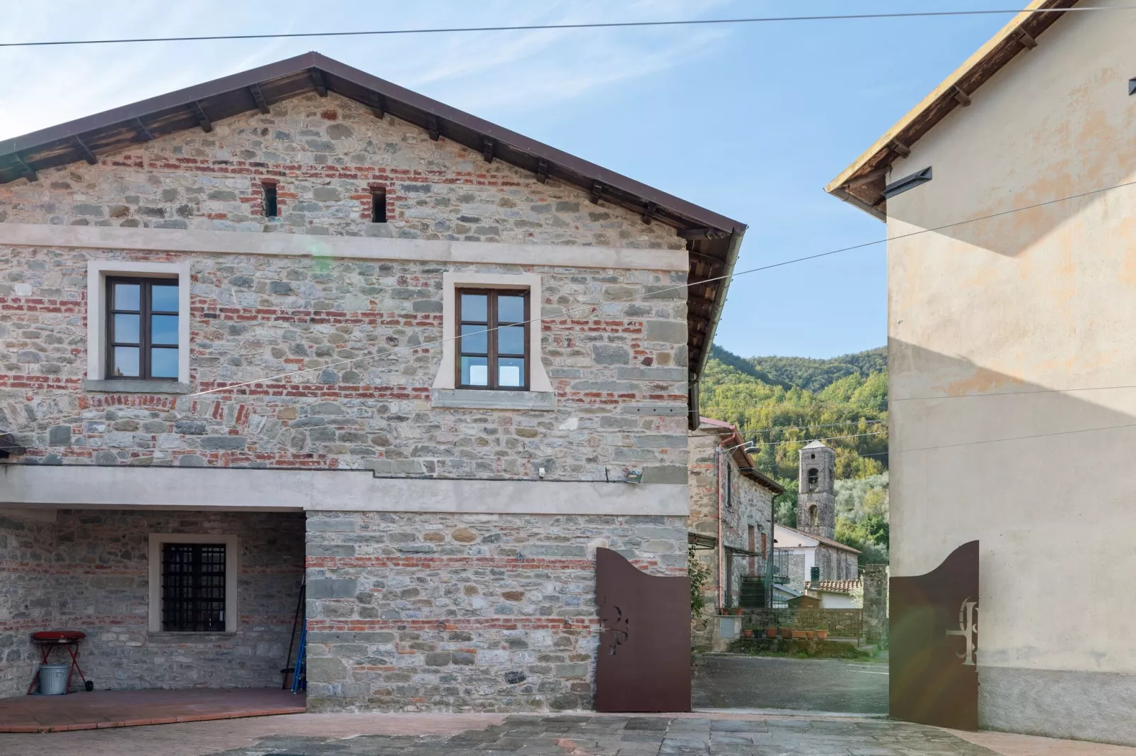 Castello di Argigliano 1-Exterior summer