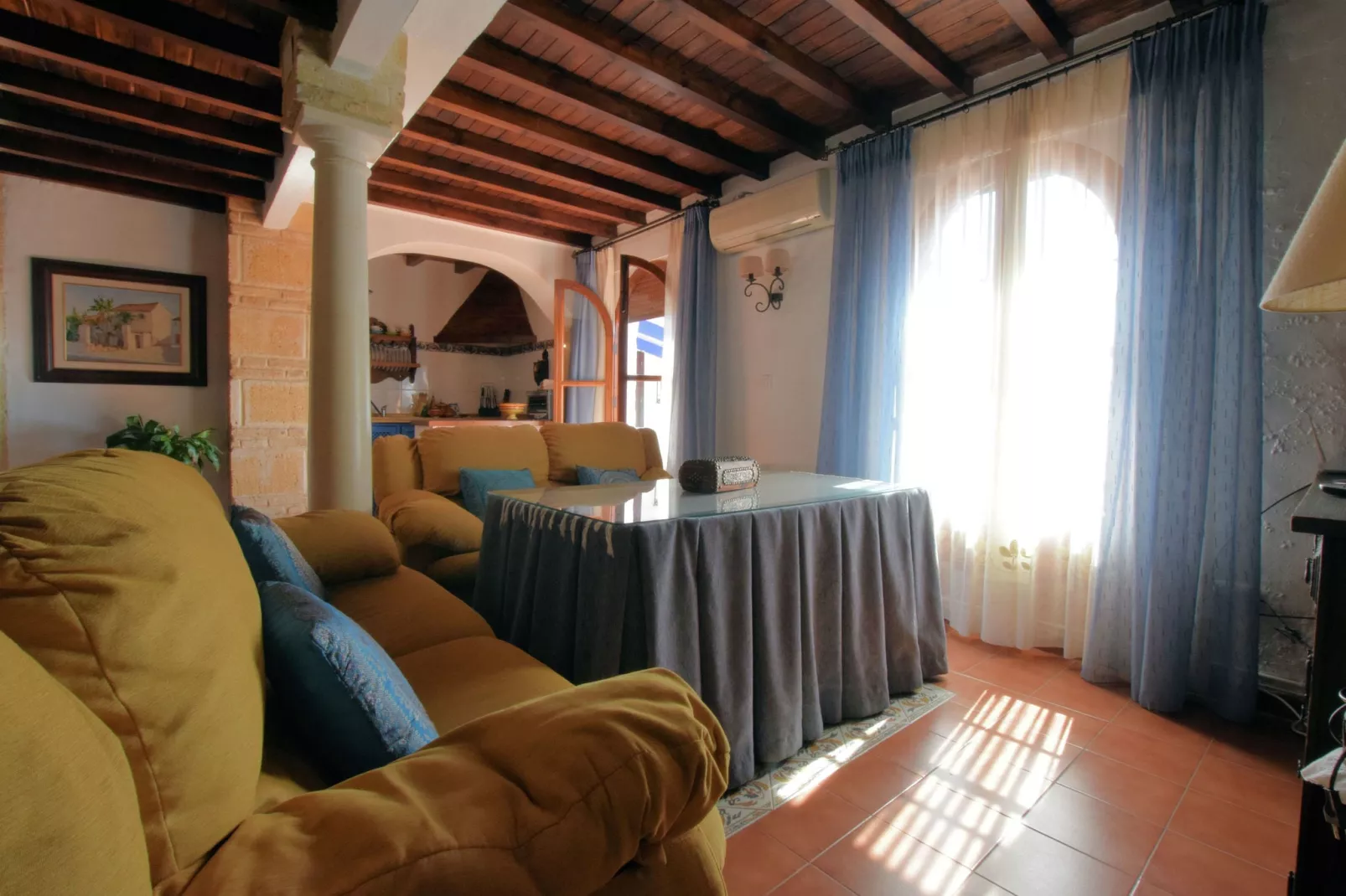 Carmela-Living room