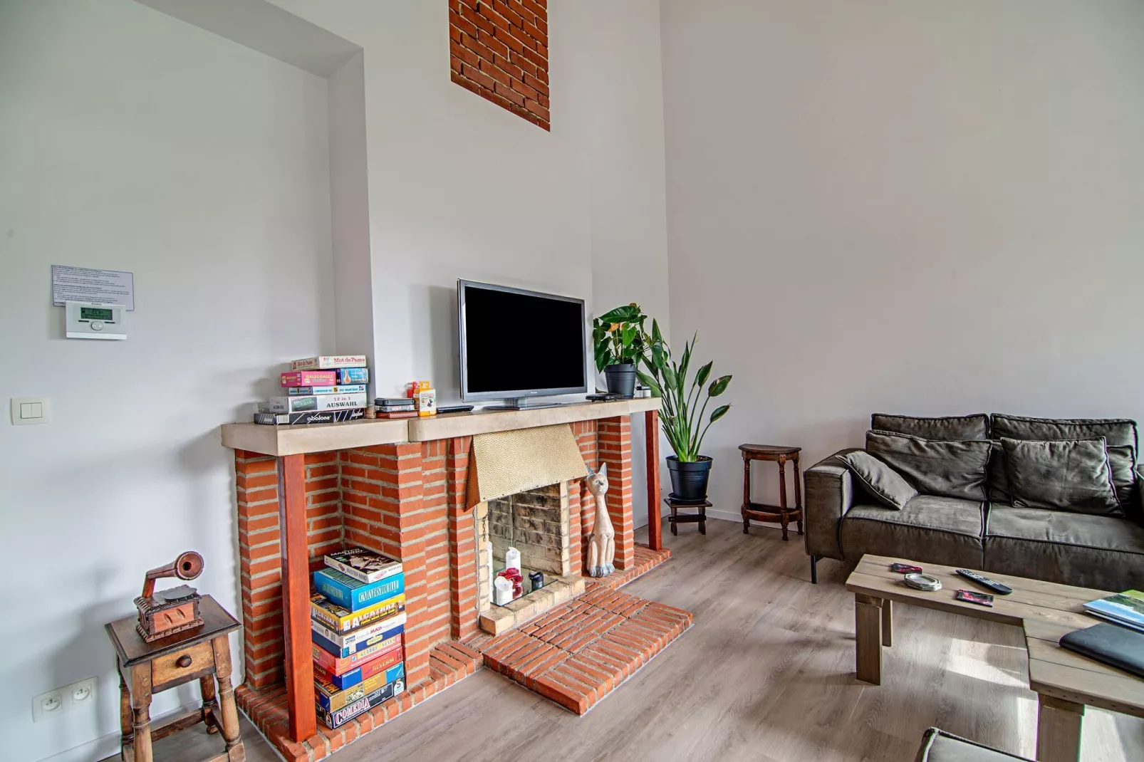 La Valse des Mésanges-Living room