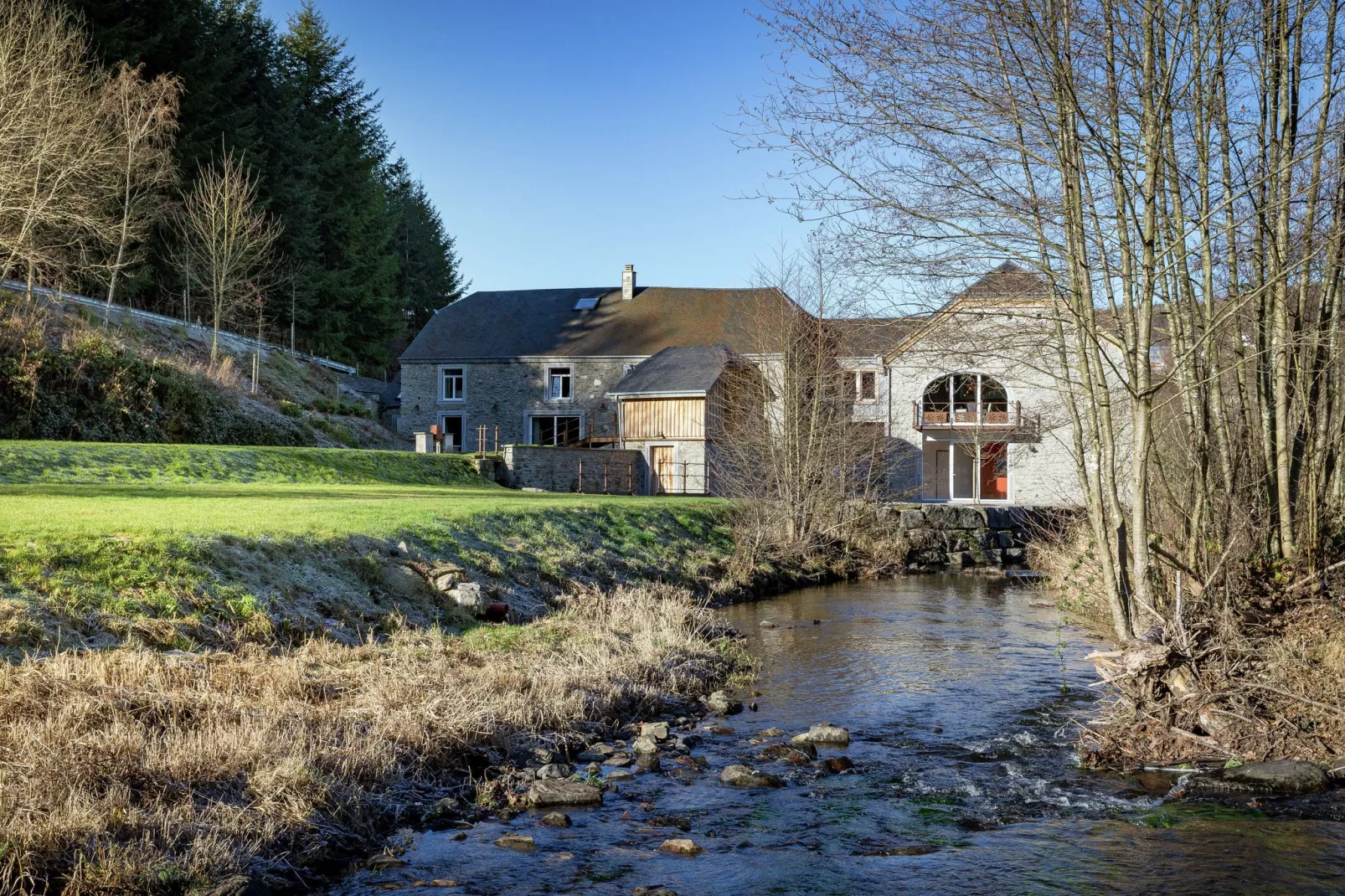 Le Moulin de Vencimont-Exterior summer