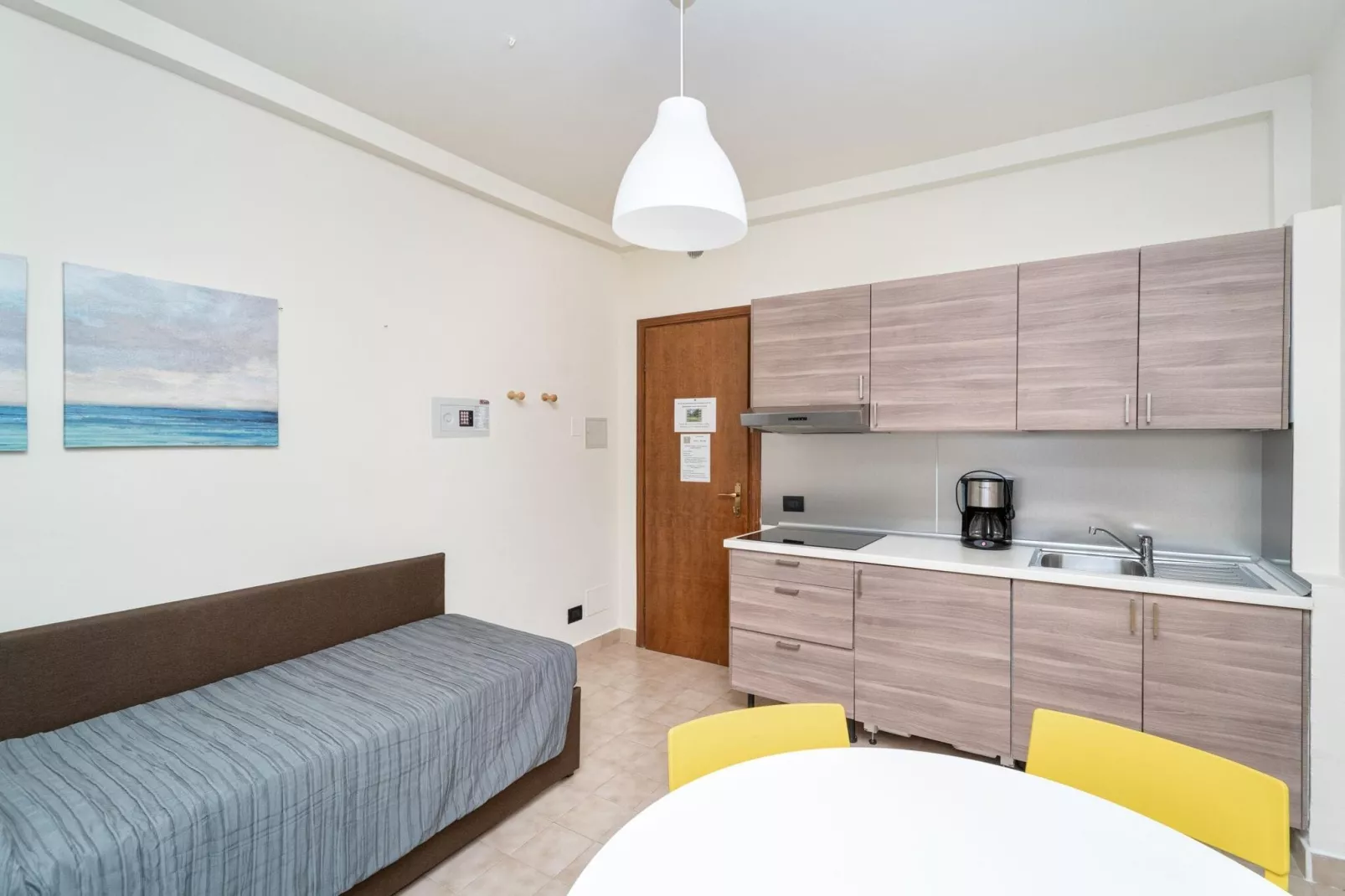 Residence Primera Moniga del Garda 3-Raum/D3 Halbsouterrain-3-Raum/D3 Halbsouterrain-Living room