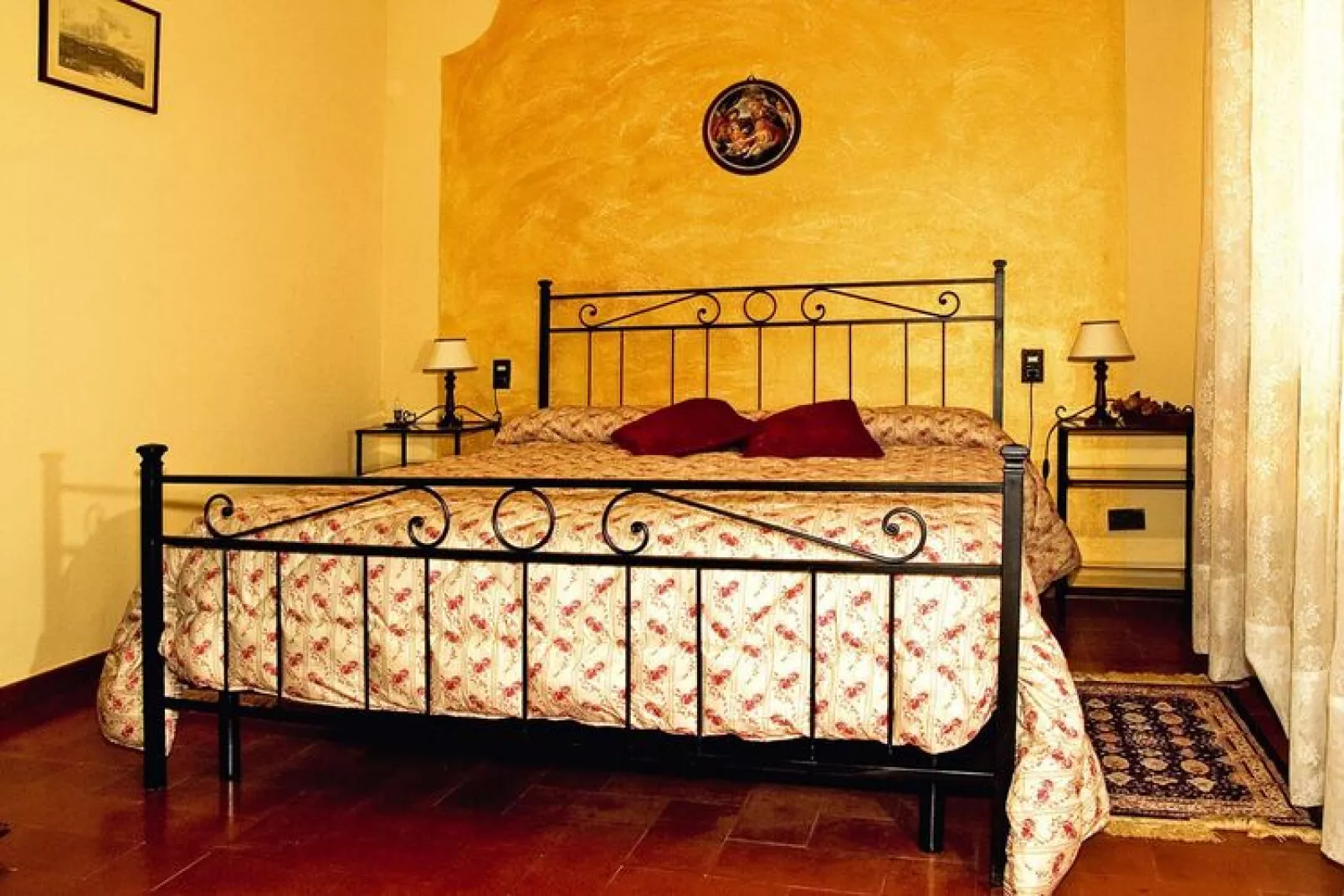 Agri-tourism La Scopa, Montaione-Rondine, Cardellino, Allodola-Bedroom