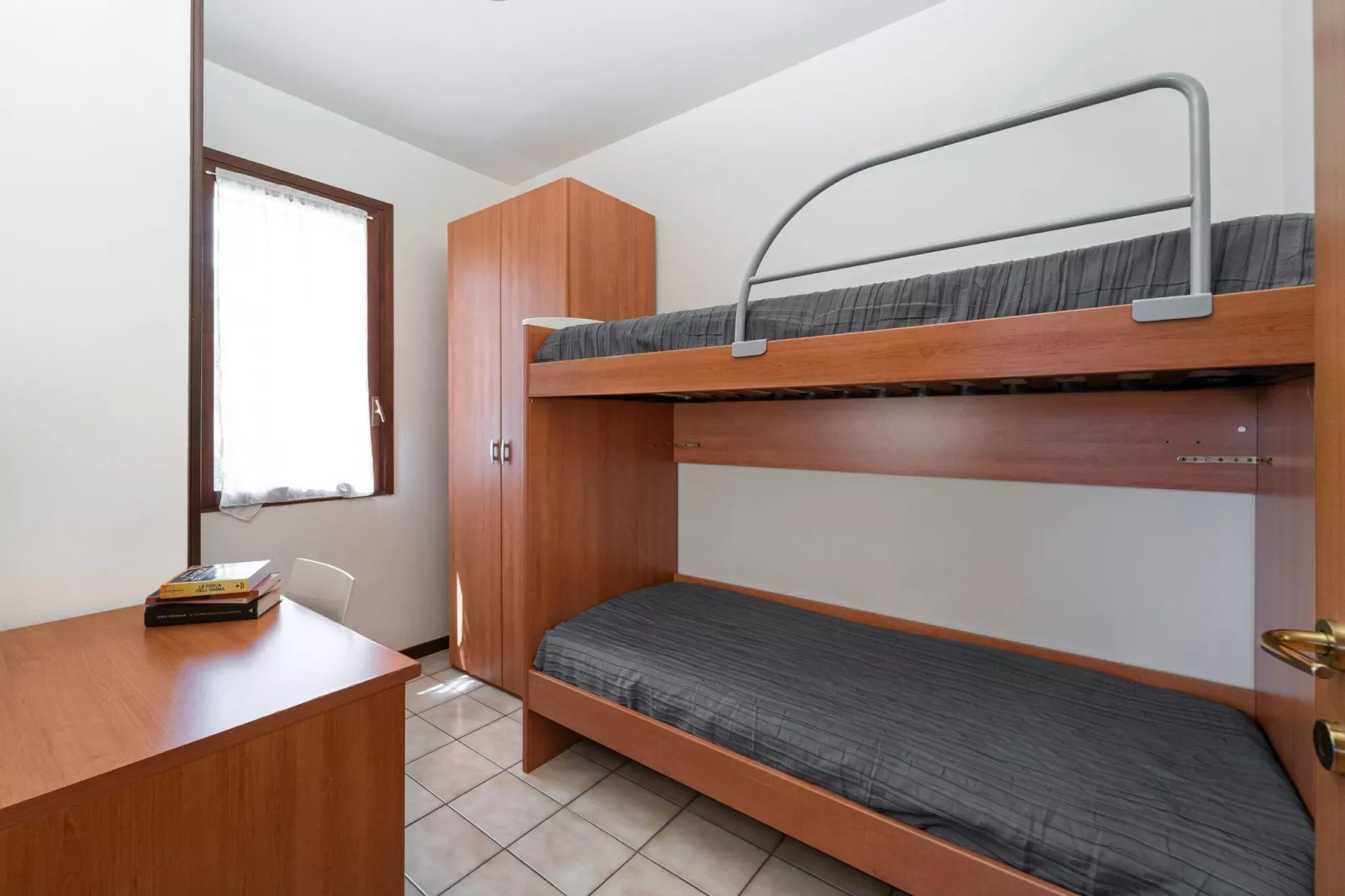 Residence Primera Moniga del Garda 3-Raum/D3 Halbsouterrain-3-Raum/D3 Halbsouterrain-Bedroom