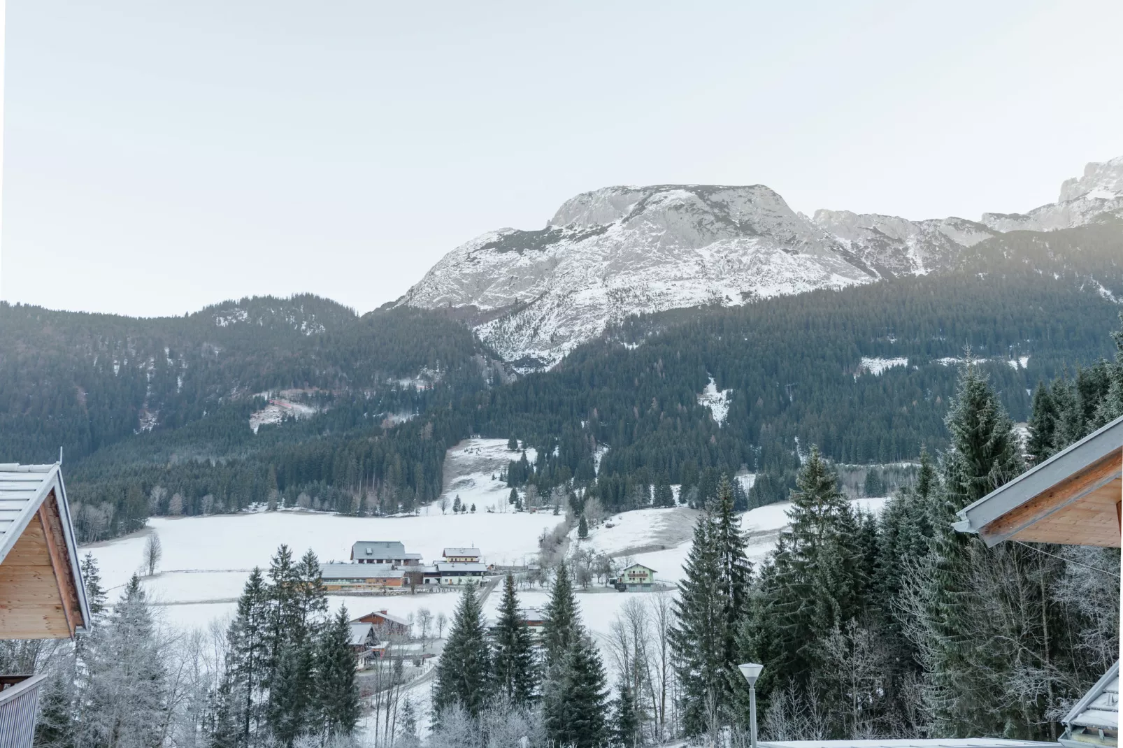 Alpendorf Dachstein West 4-View winter
