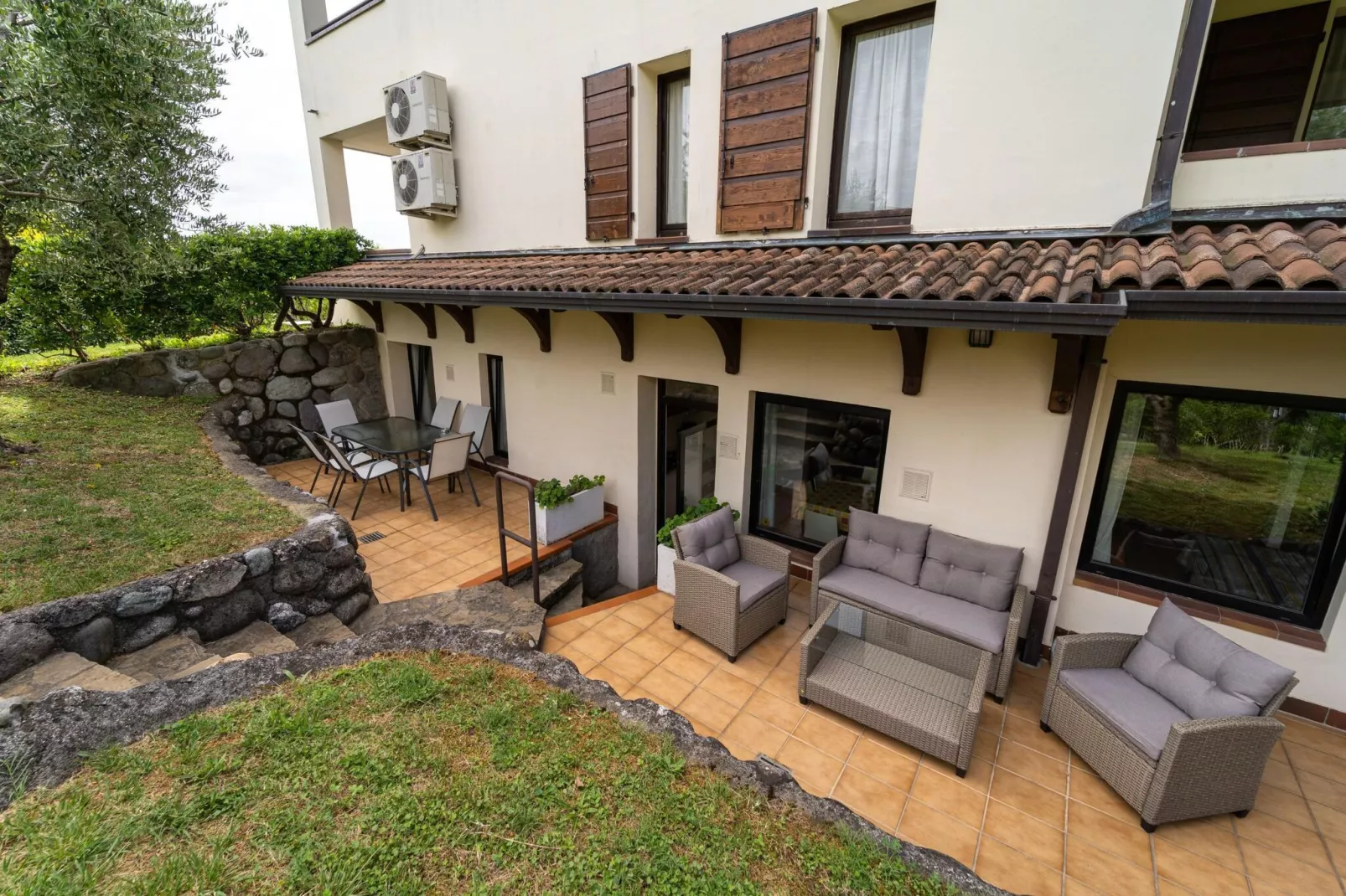 Residence Primera Moniga del Garda 3-Raum/D3 Halbsouterrain-3-Raum/D3 Halbsouterrain-Gardens summer