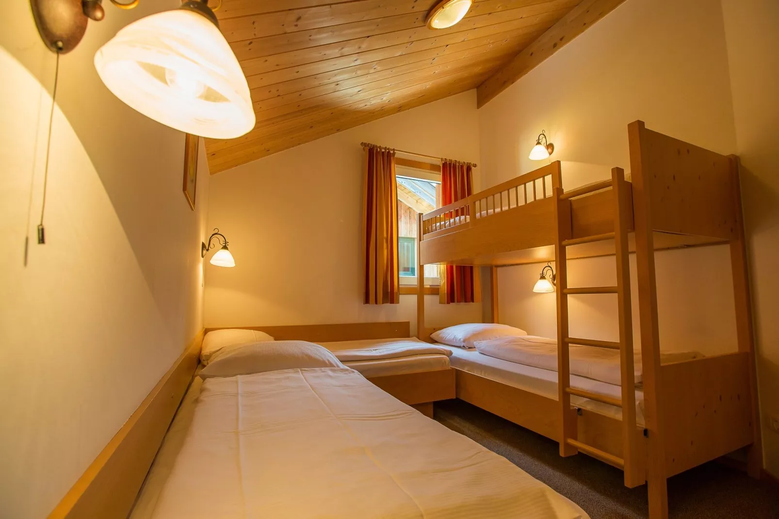 Alpendorf Dachstein West 4-Bedroom