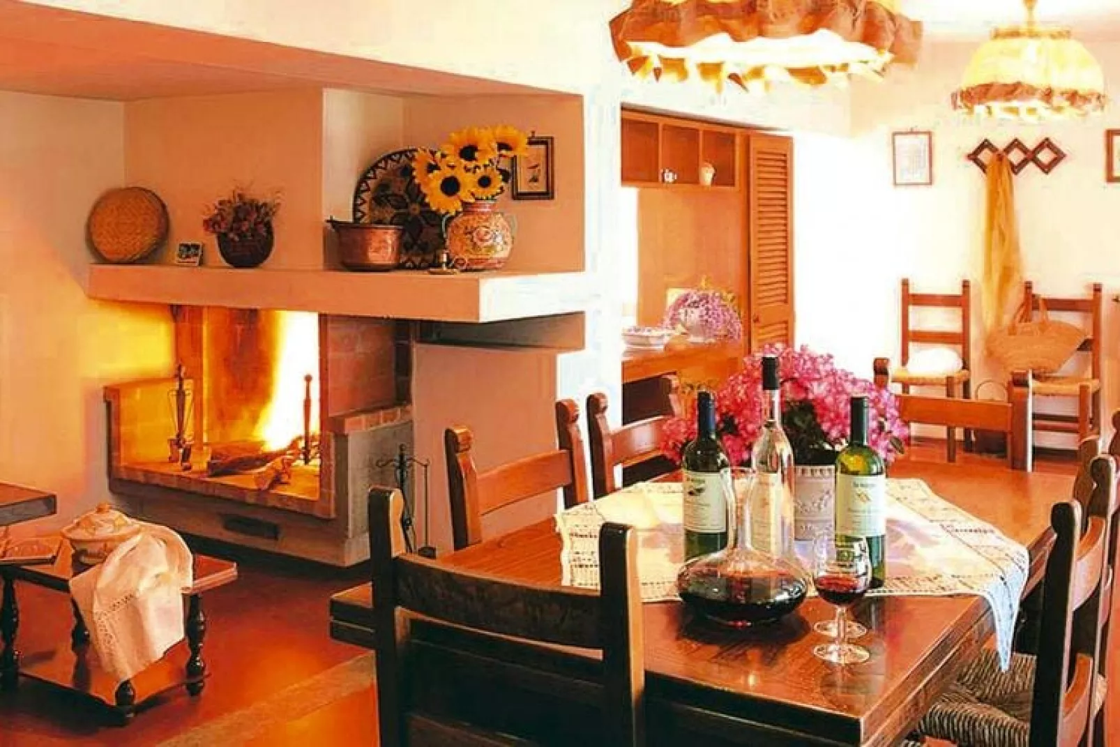 Agri-tourism La Scopa, Montaione-Rondine, Cardellino, Allodola-Living room