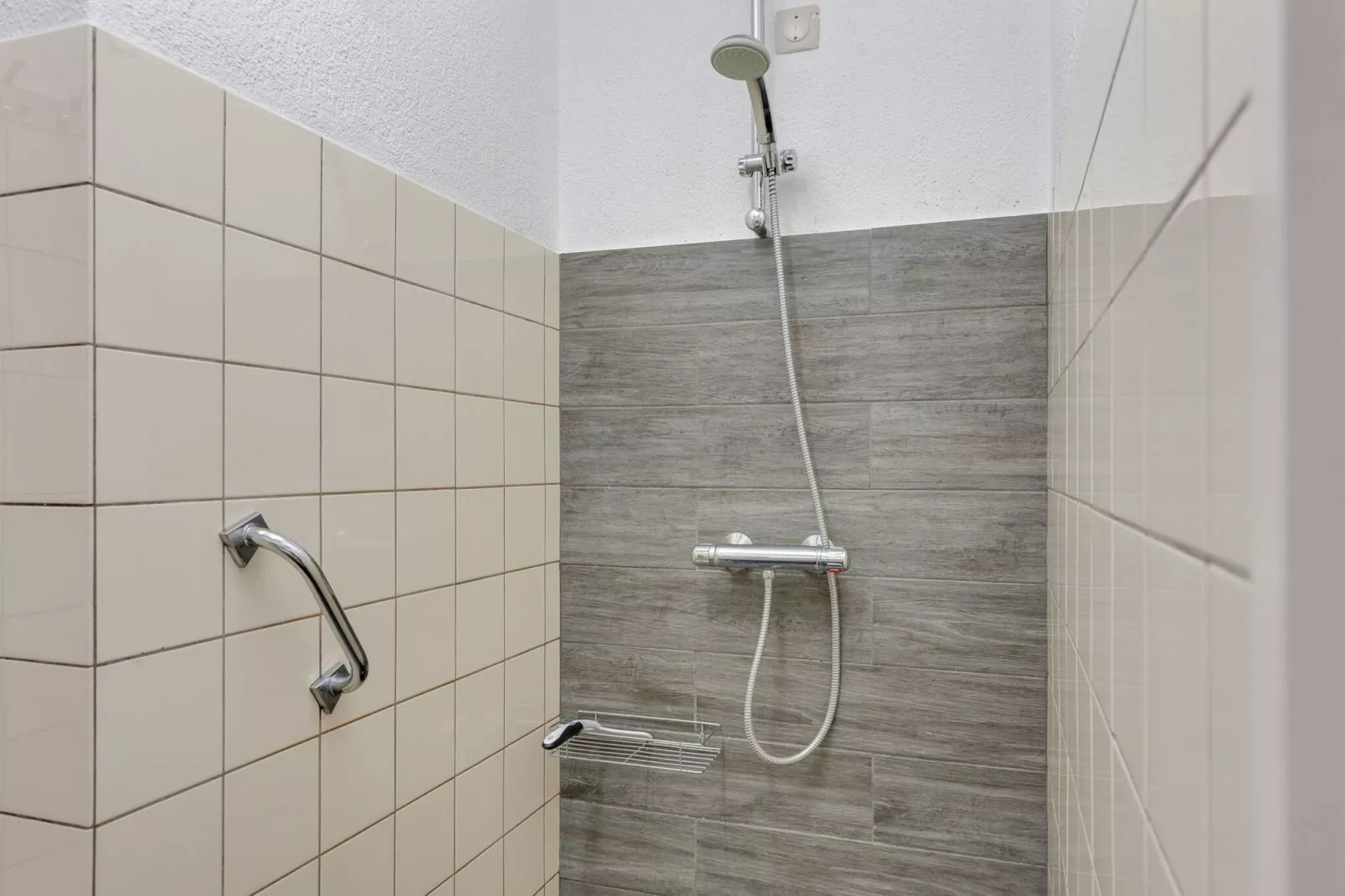De Drentsche Patrijs-Bathroom