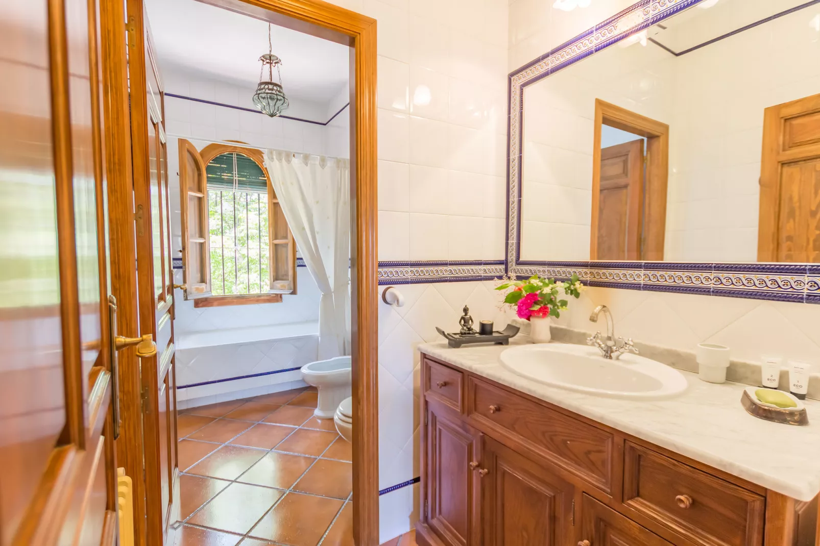 Cortijo La Mimbre-Bathroom